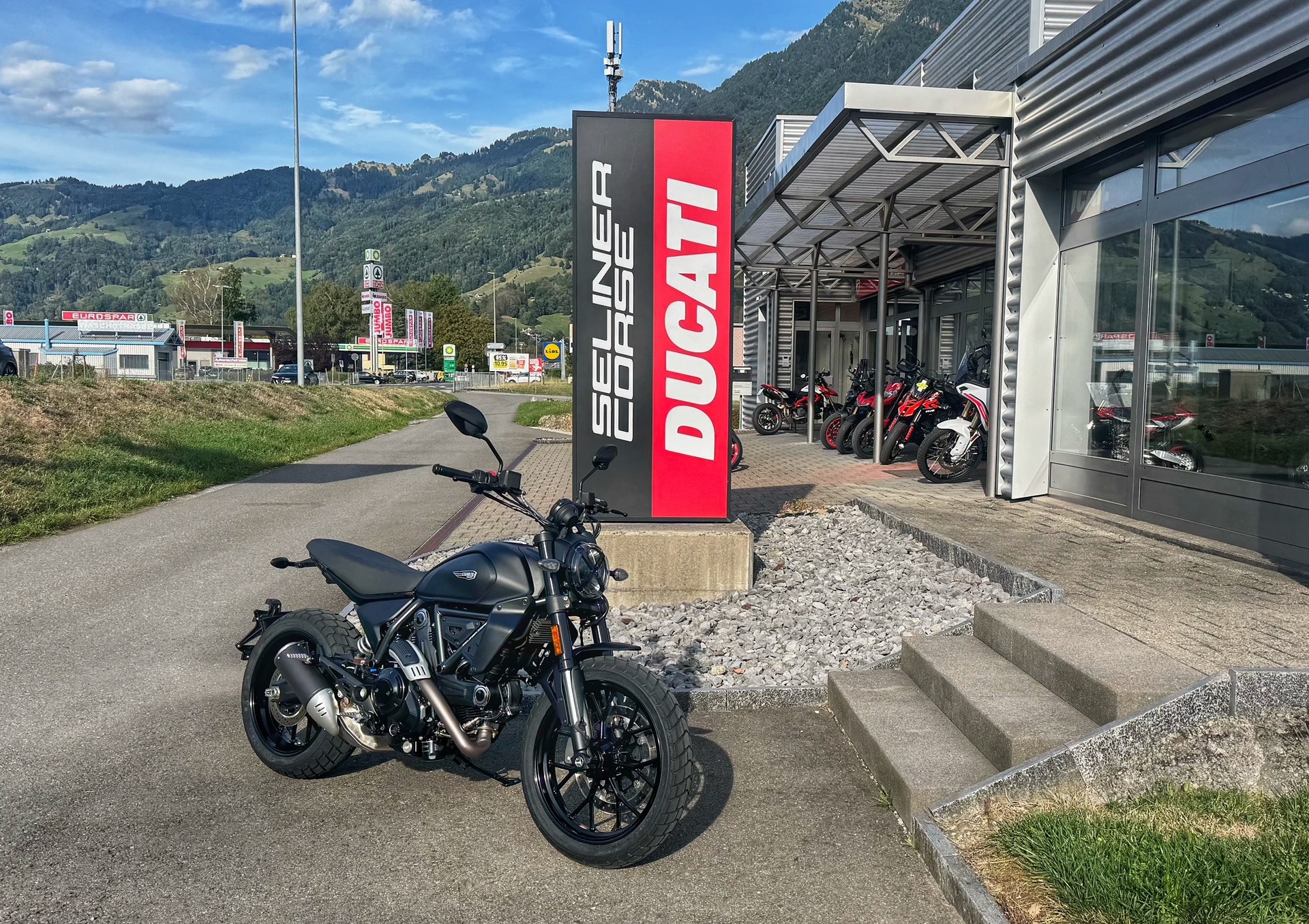 DUCATI Scrambler 803 Icon Dark (35kW)