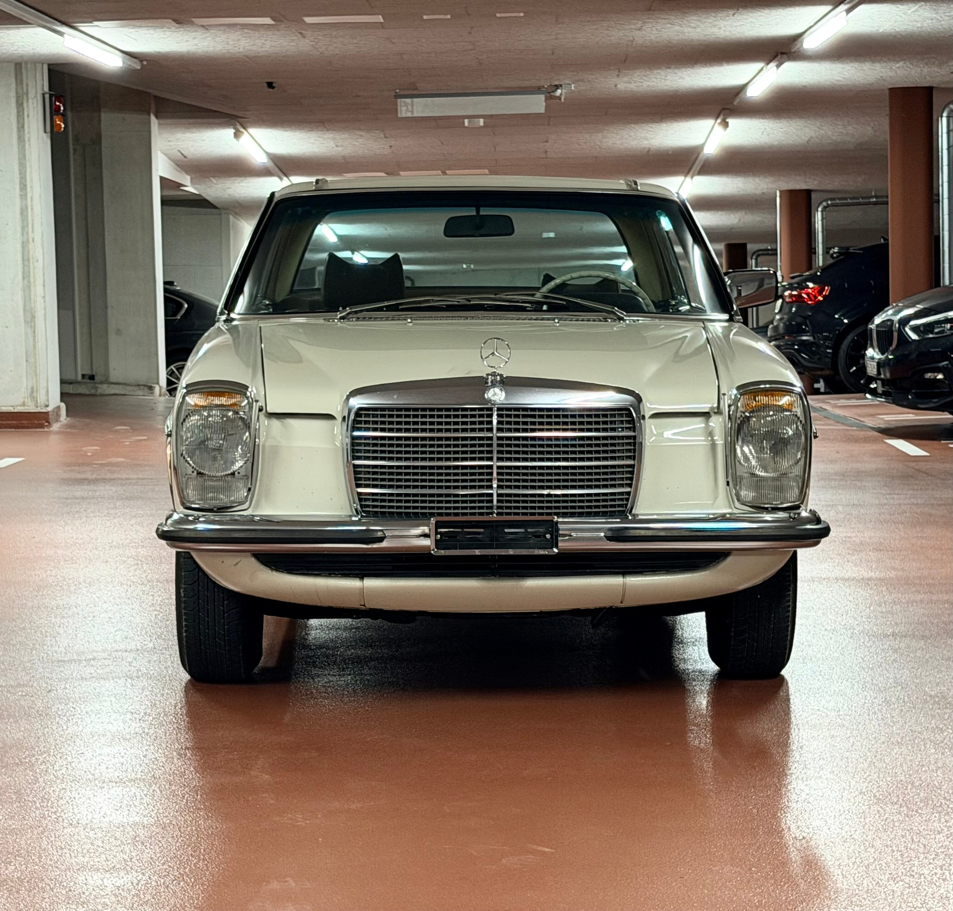 MERCEDES-BENZ 280 CE Coupé-image-11