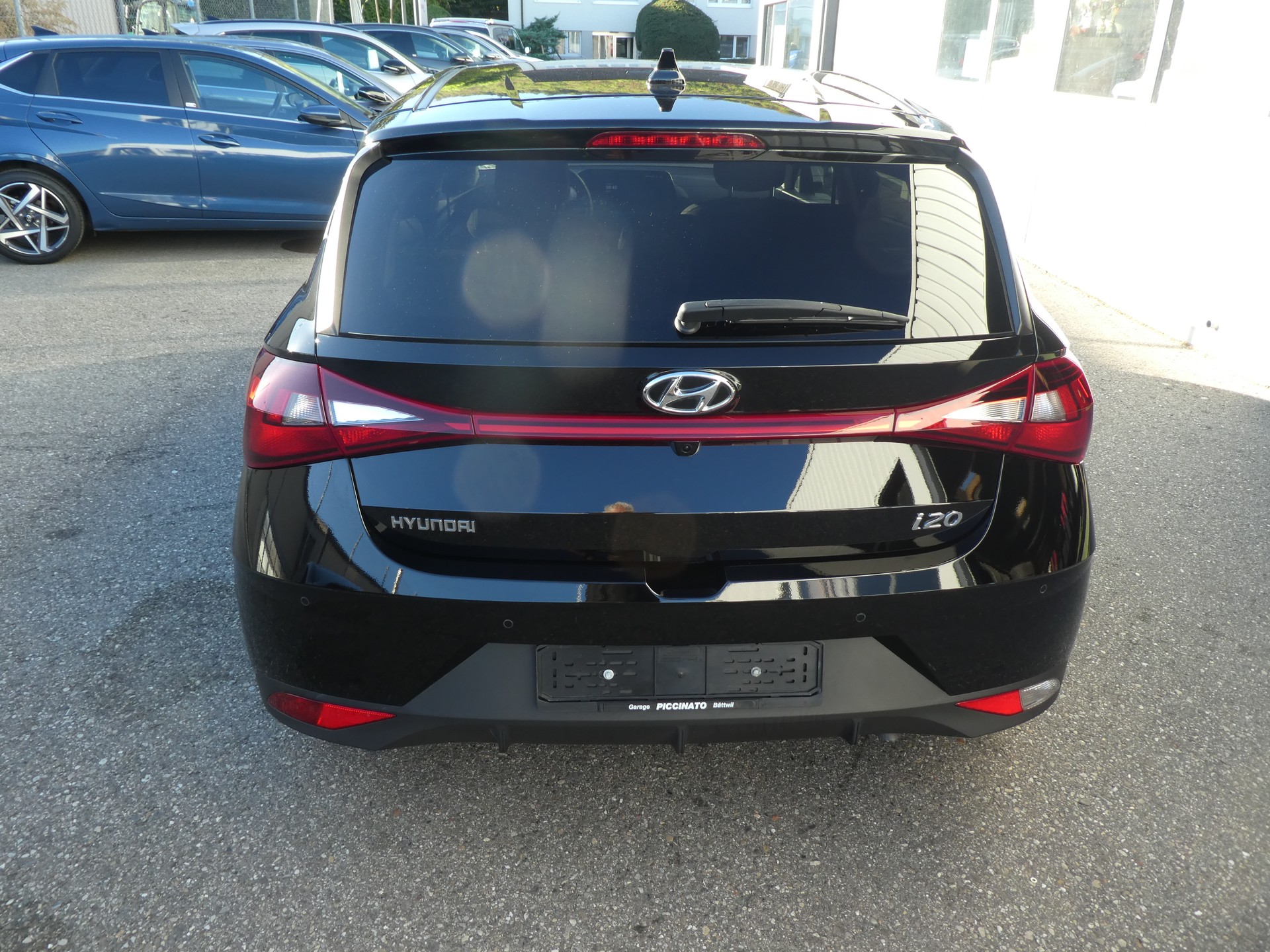 HYUNDAI i20 1.0 T-GDi Amplia DCT-image-2