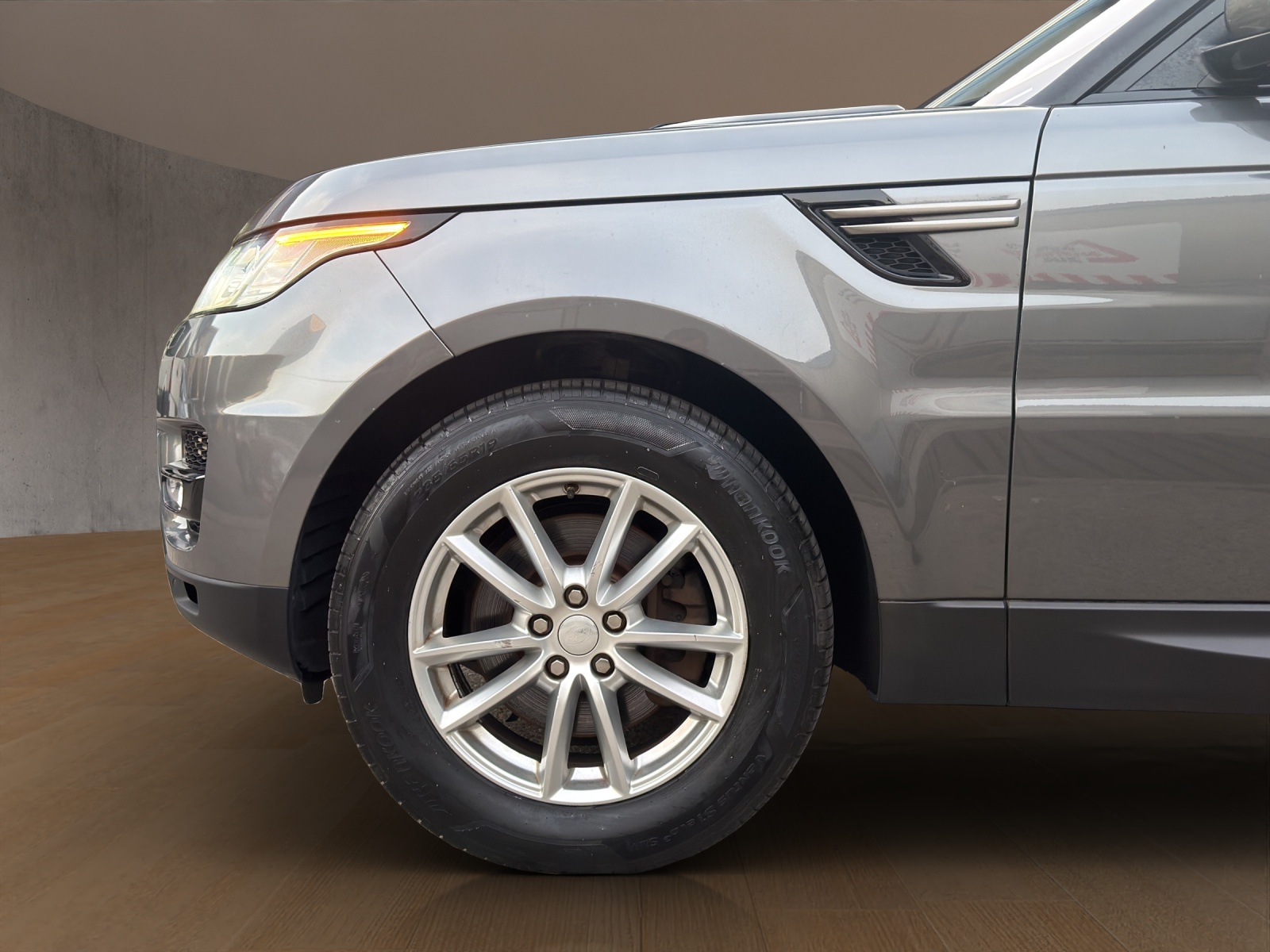 LAND ROVER Range Rover Sport 3.0 TDV6 SE Automatic-image-23