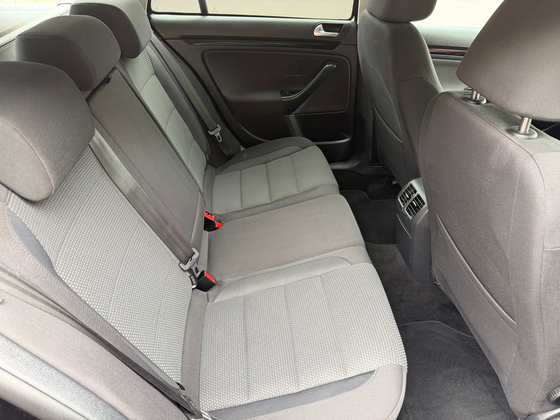 VW Golf Variant 1.2 TSI BMT Trendline-image-6