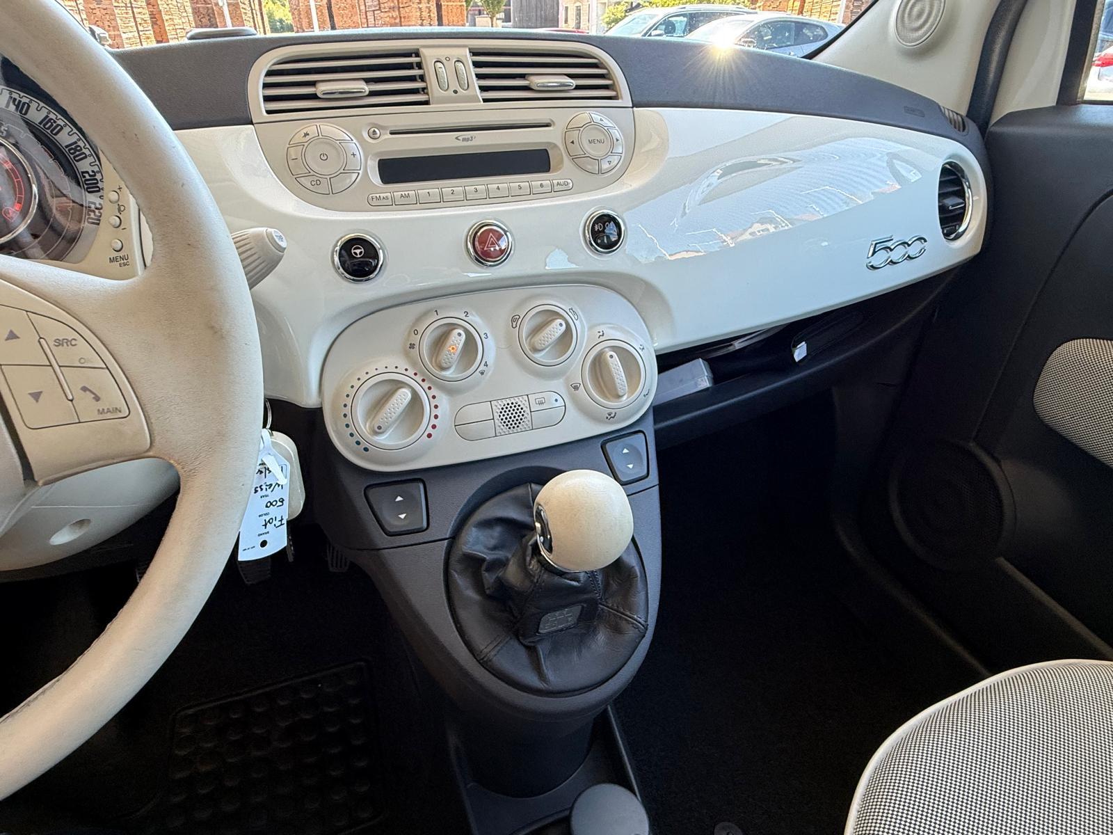 FIAT 500 1.2 Lounge-image-13