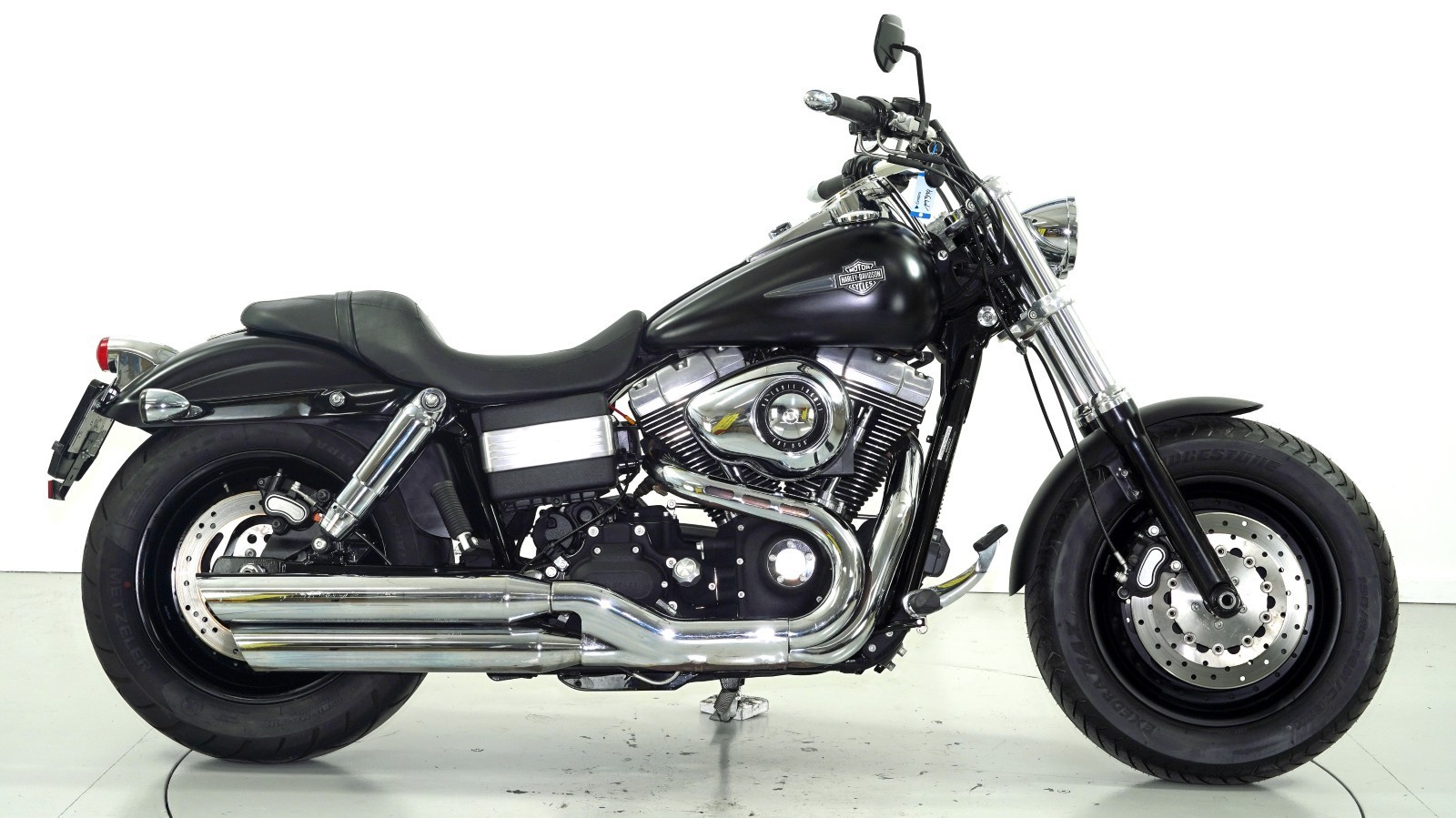 HARLEY-DAVIDSON FXDF-showroom-element-3