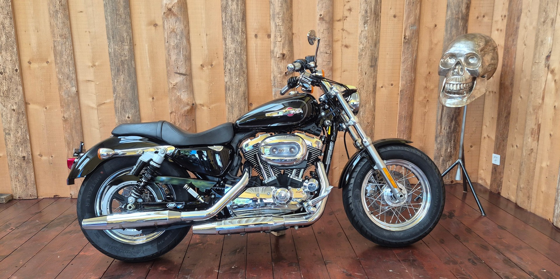 HARLEY-DAVIDSON XL 1200 C Sportster Custom