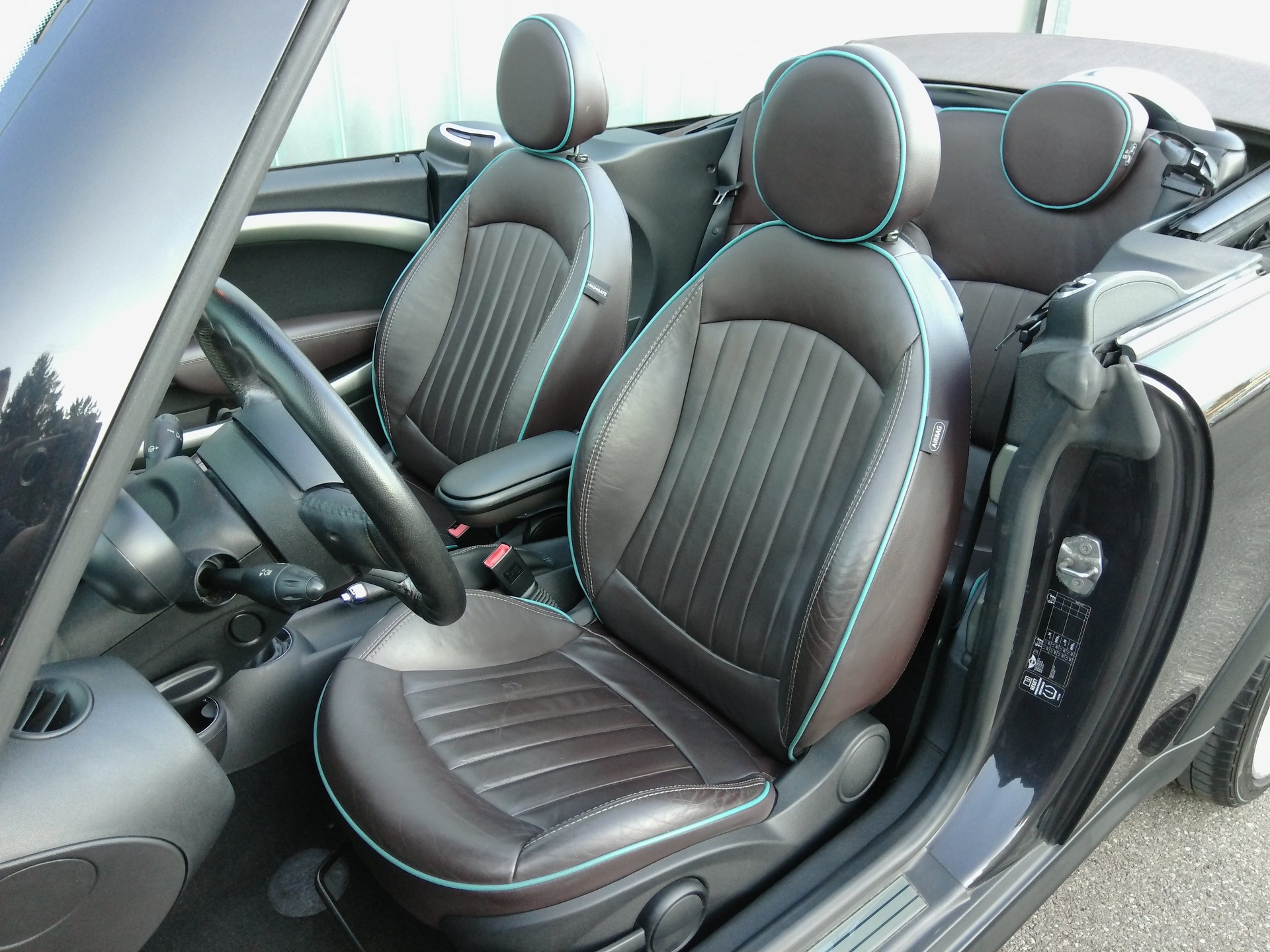MINI Cooper S Cabriolet-image-1