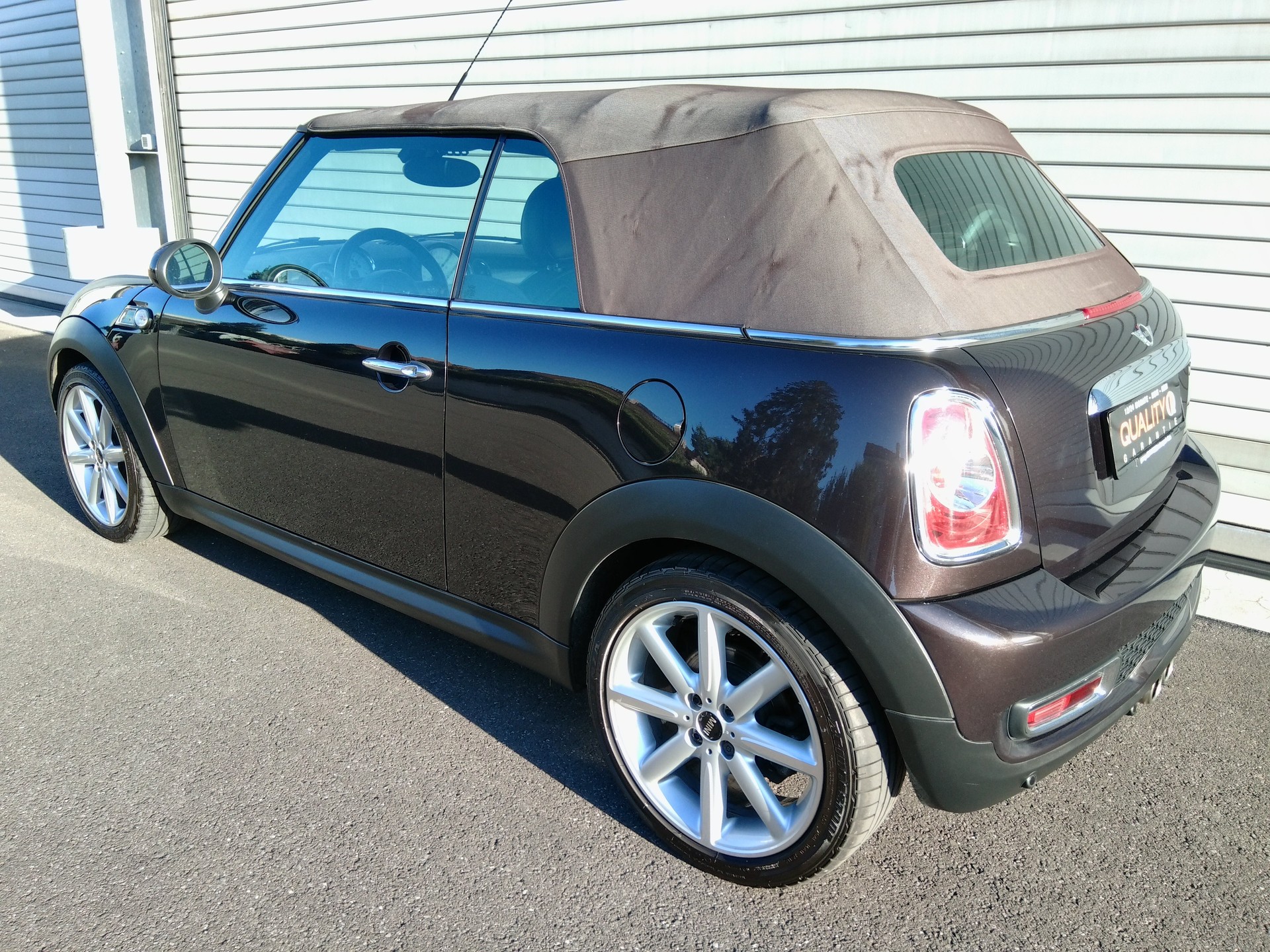 MINI Cooper S Cabriolet-image-10