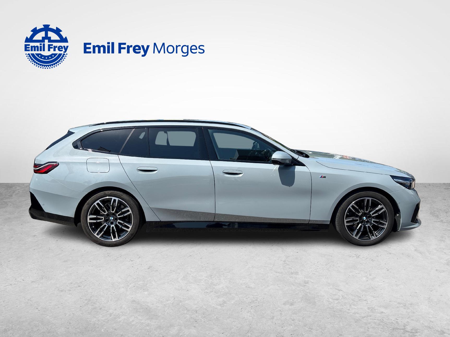 BMW 520d xDrive Touring M-Sport 48V-image-1