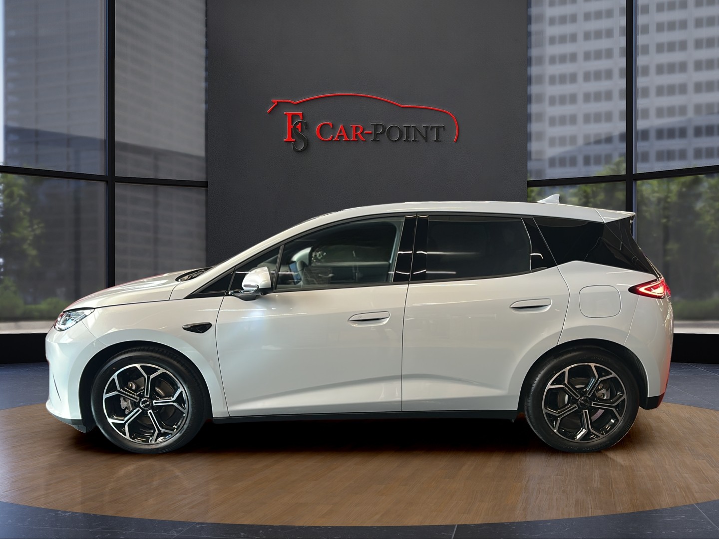 BYD Dolphin G DM-i Comfort-image-1