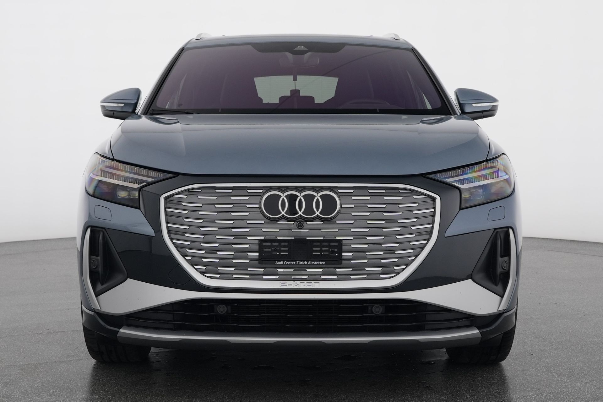 AUDI Q4 e-tron 45 quattro S line mit Panoramadach & Wärmepumpe-image-7