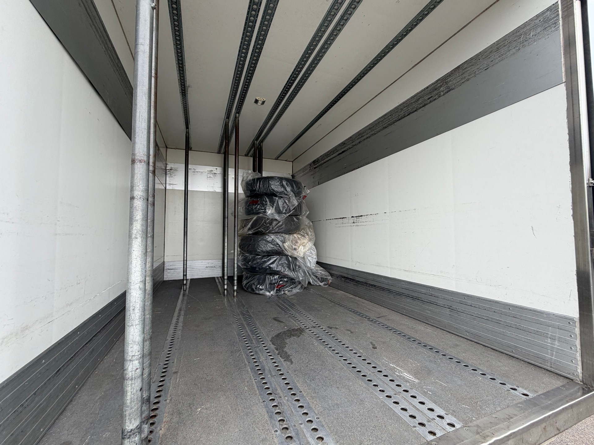 FIAT Ducato 35 2.2 MJ H3 Koffer mit Flügeltüren*Klimaanlage*Rückfahrkamera*Ab MFK*-image-9