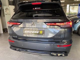 MITSUBISHI Outlander 2.4 PHEV Sport 4x4-image-9