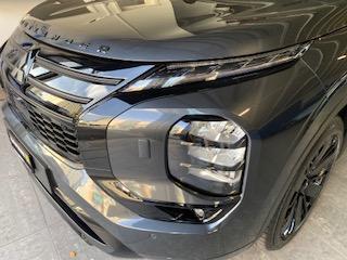 MITSUBISHI Outlander 2.4 PHEV Sport 4x4-image-3