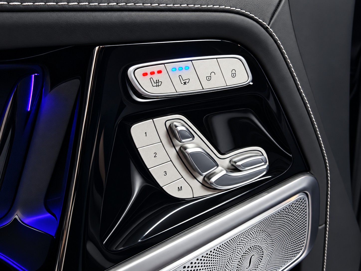 MERCEDES-BENZ G 400 d * schwarz Matt-image-12