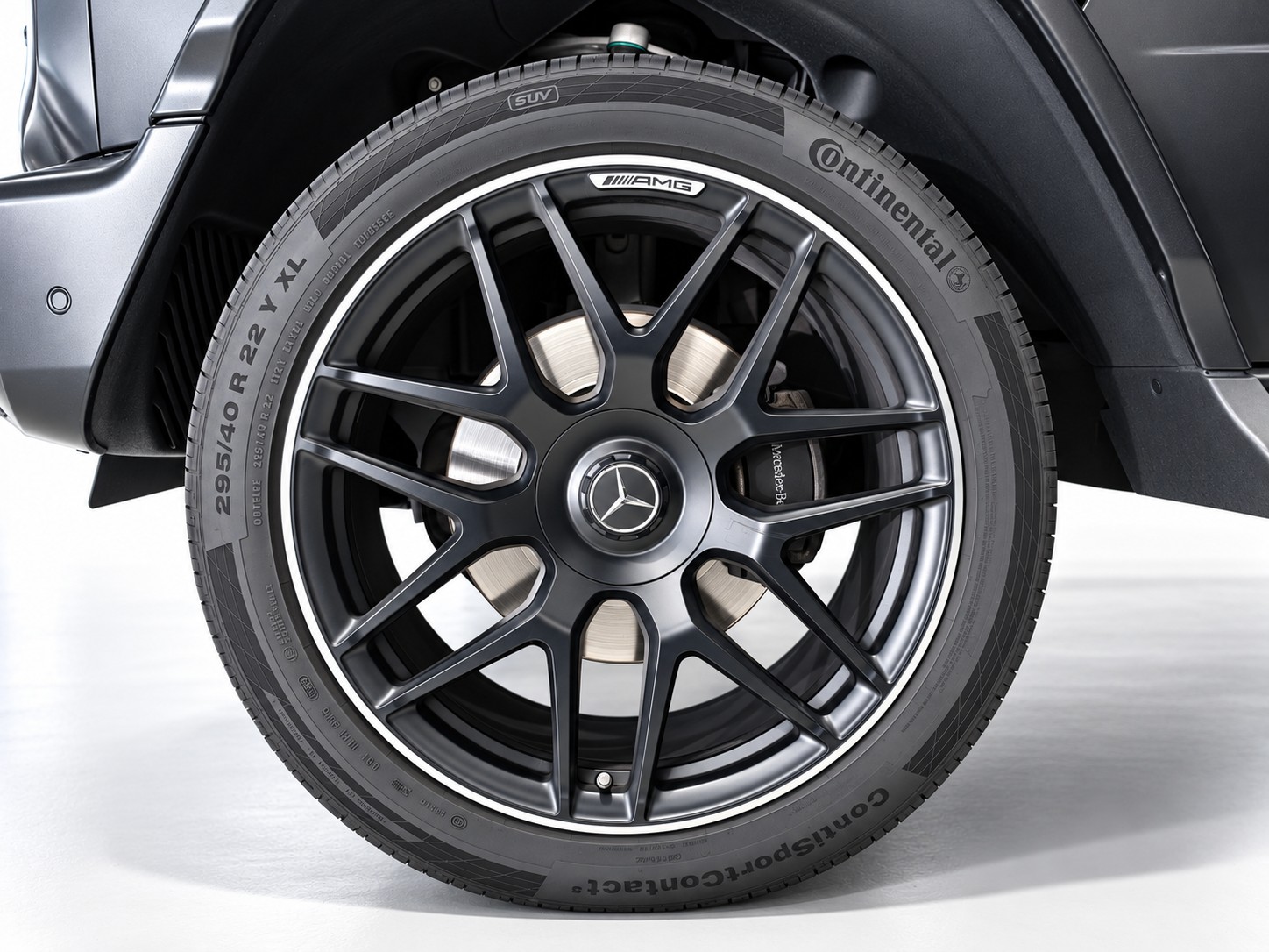 MERCEDES-BENZ G 400 d * schwarz Matt-image-23