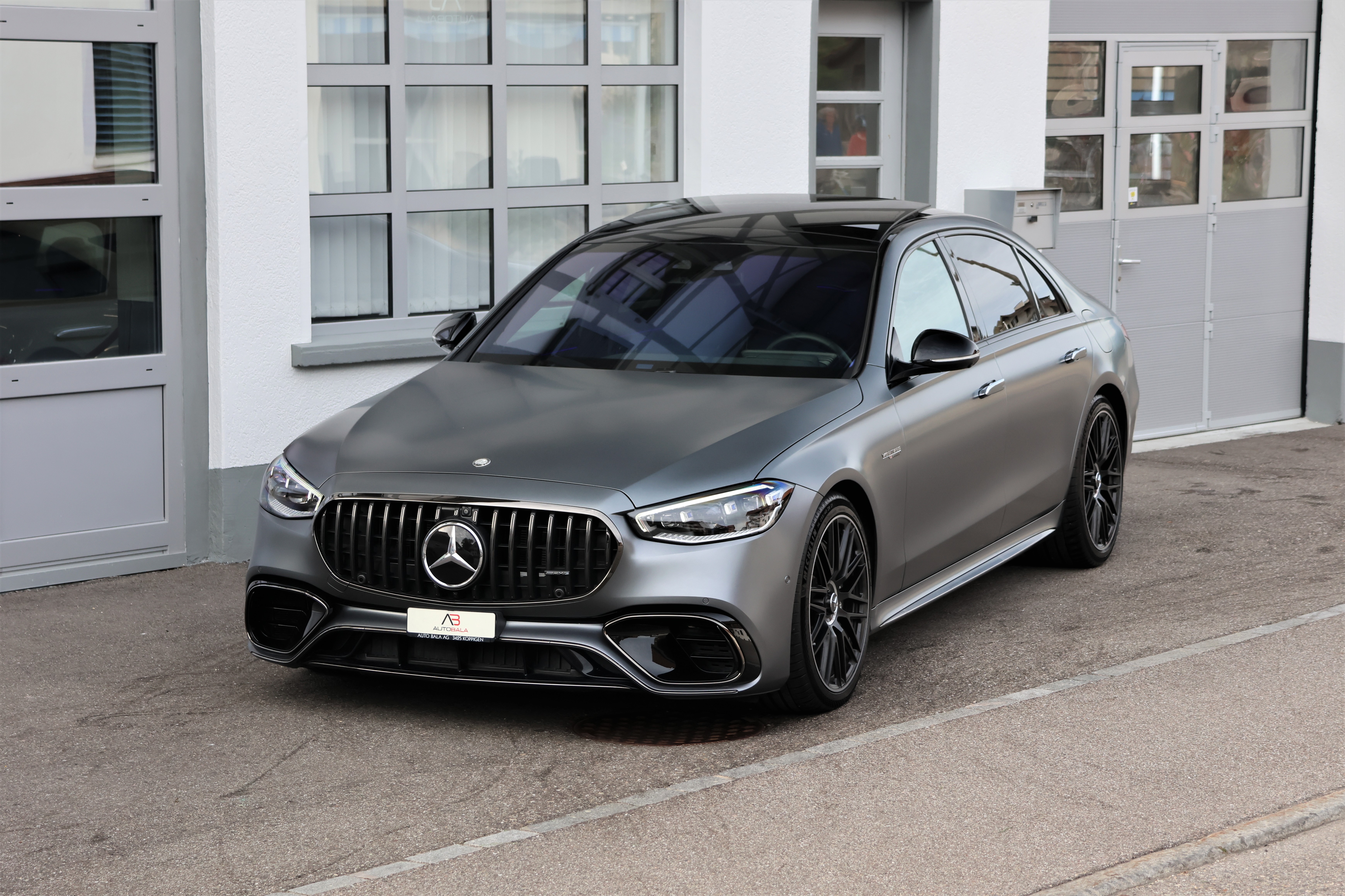 Car photo