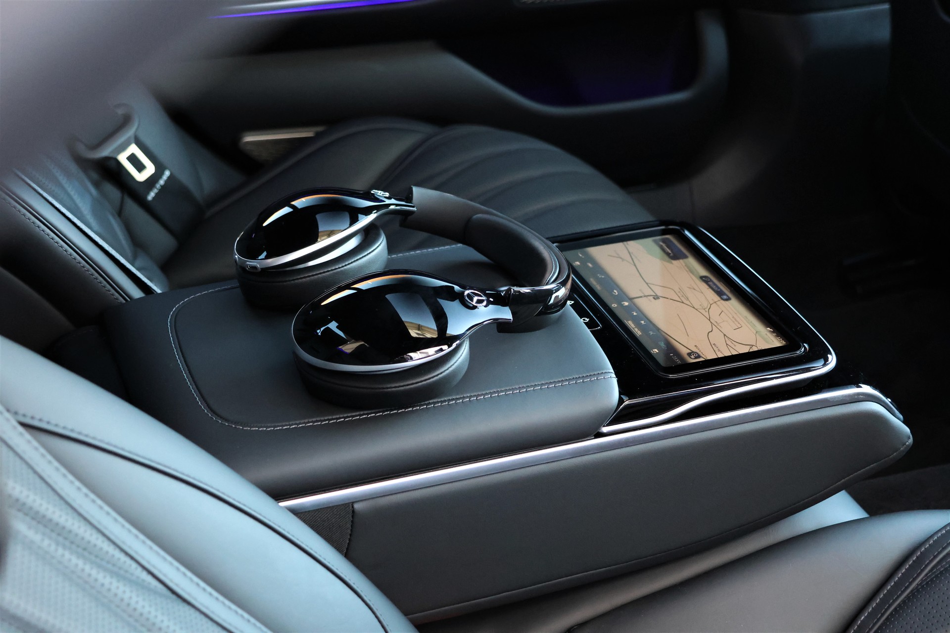 MERCEDES-BENZ S 63 AMG E Performance 4Matic Business Class (CH) *Manufaktur Magno*-image-18