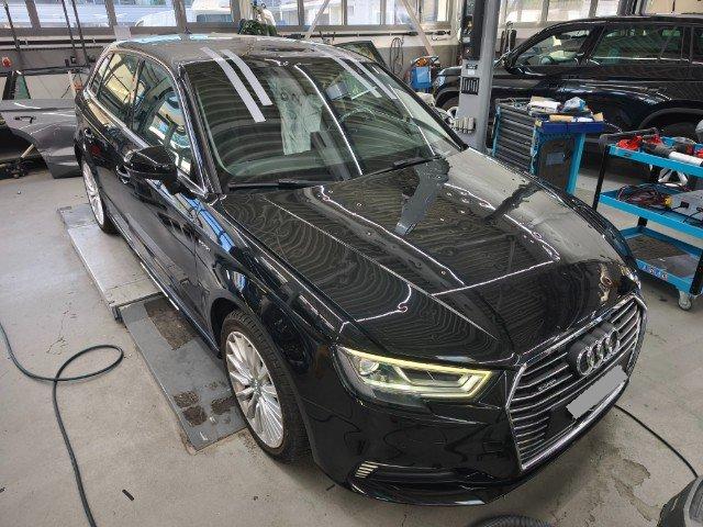 AUDI A3 Sportback 1.4 e-tron Sport S-tronic-image-0