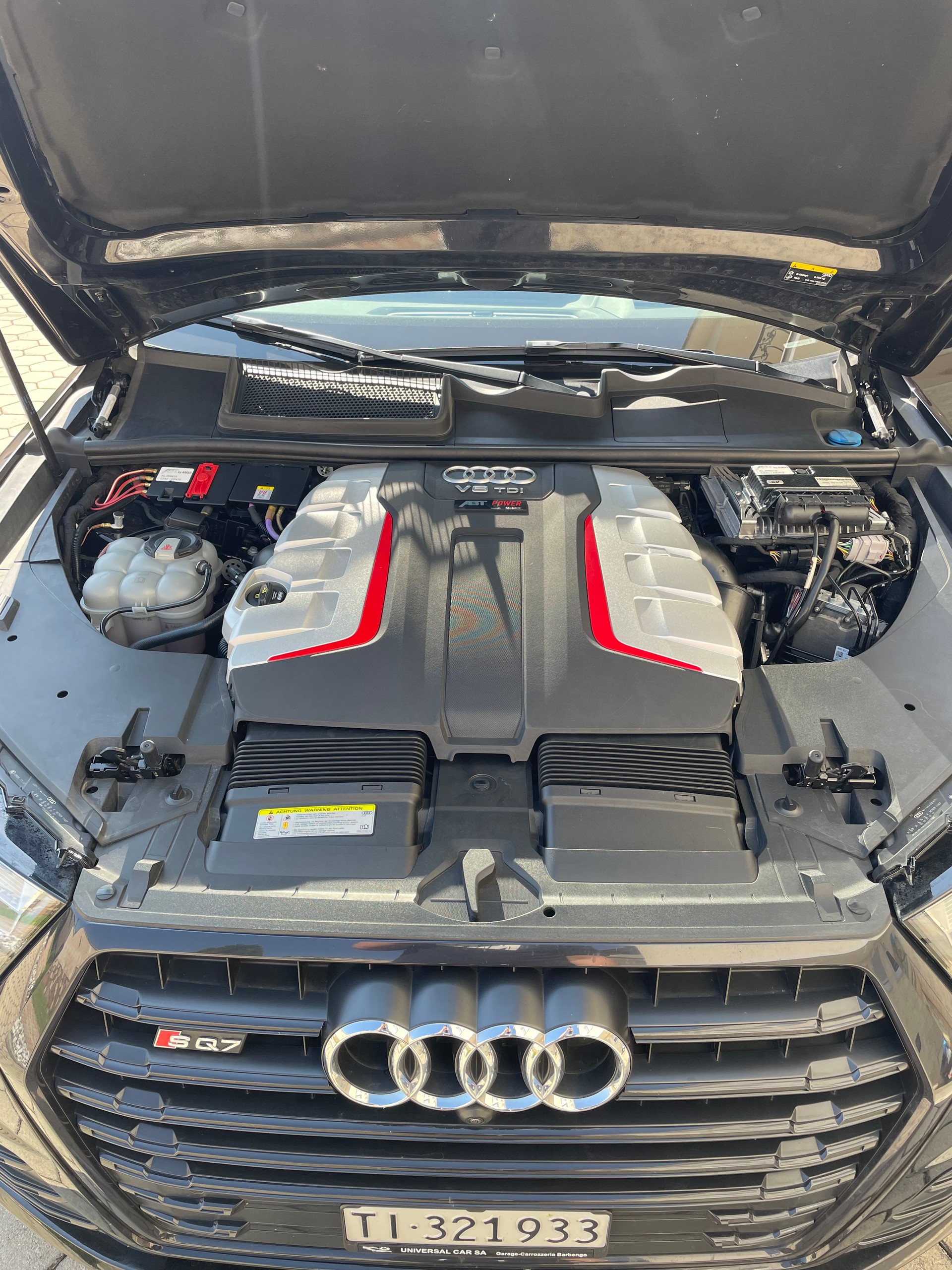 AUDI 4.0 V8 TDI quattro T-Tronic-image-5