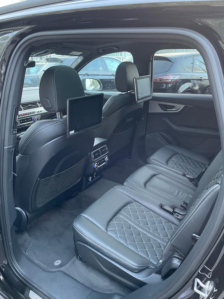 AUDI 4.0 V8 TDI quattro T-Tronic-image-3