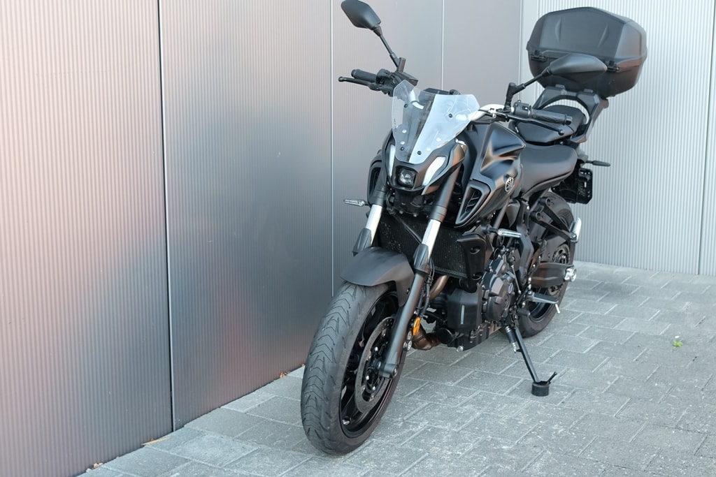 YAMAHA MT-07 ABS-showroom-element-1