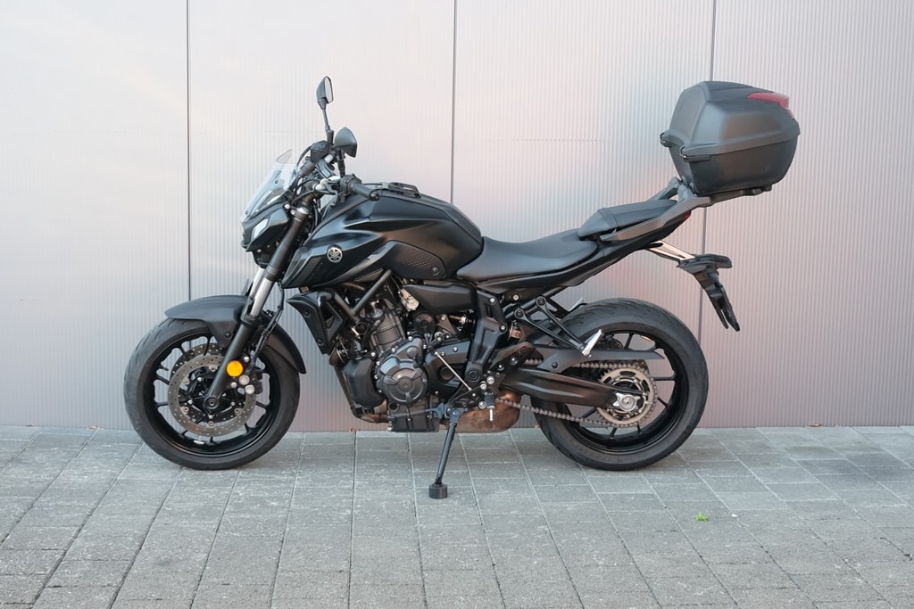 YAMAHA MT-07 ABS-showroom-element-3