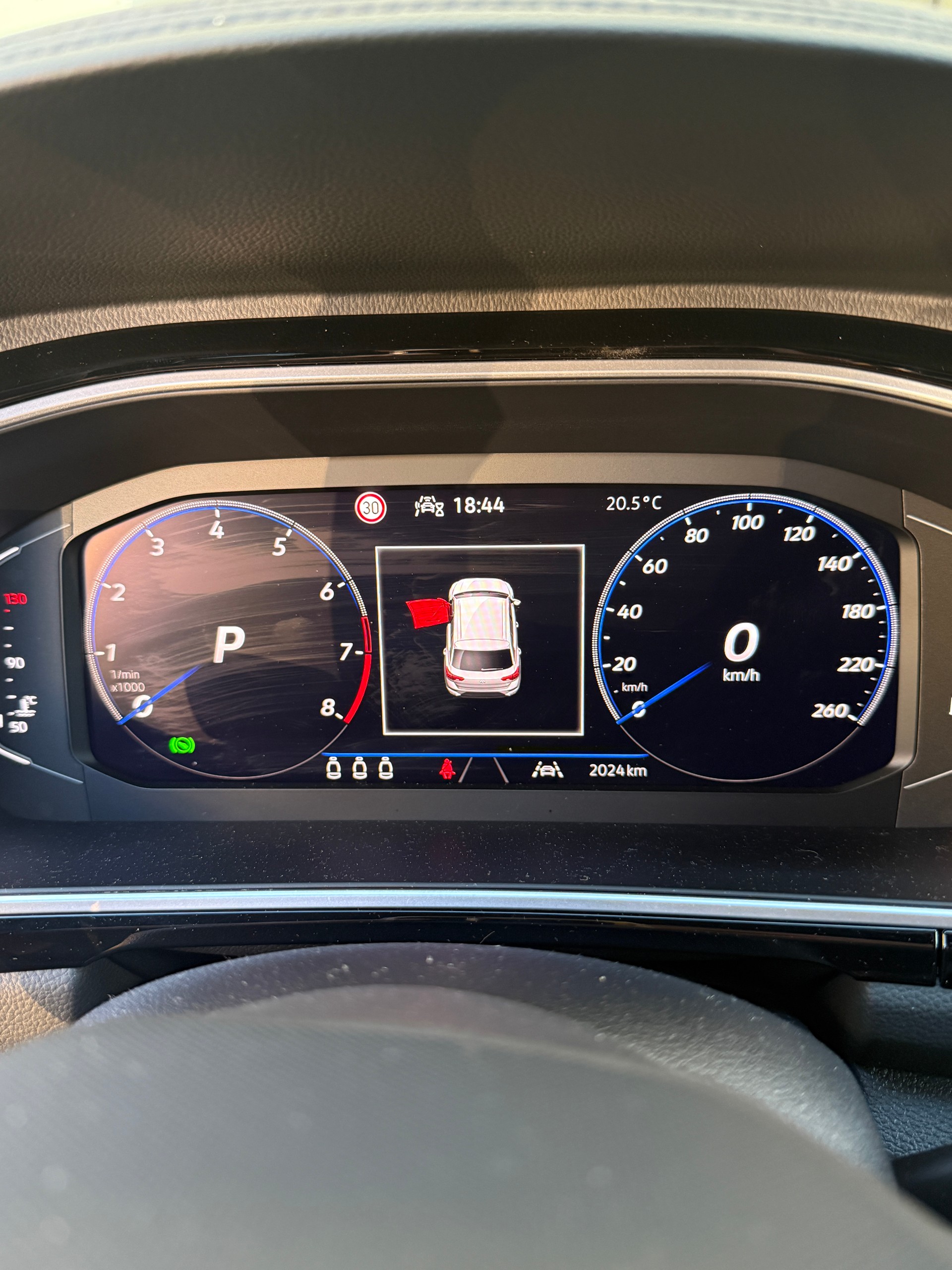 VW 1.5 TSI R-Line DSG-image-5