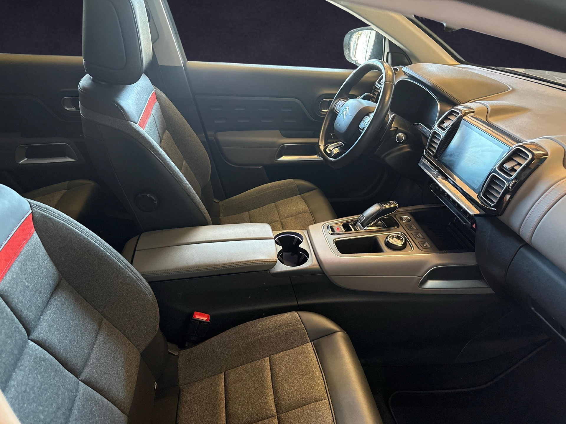 CITROEN C5 Aircross 1.5 BlueHDi Feel-image-9
