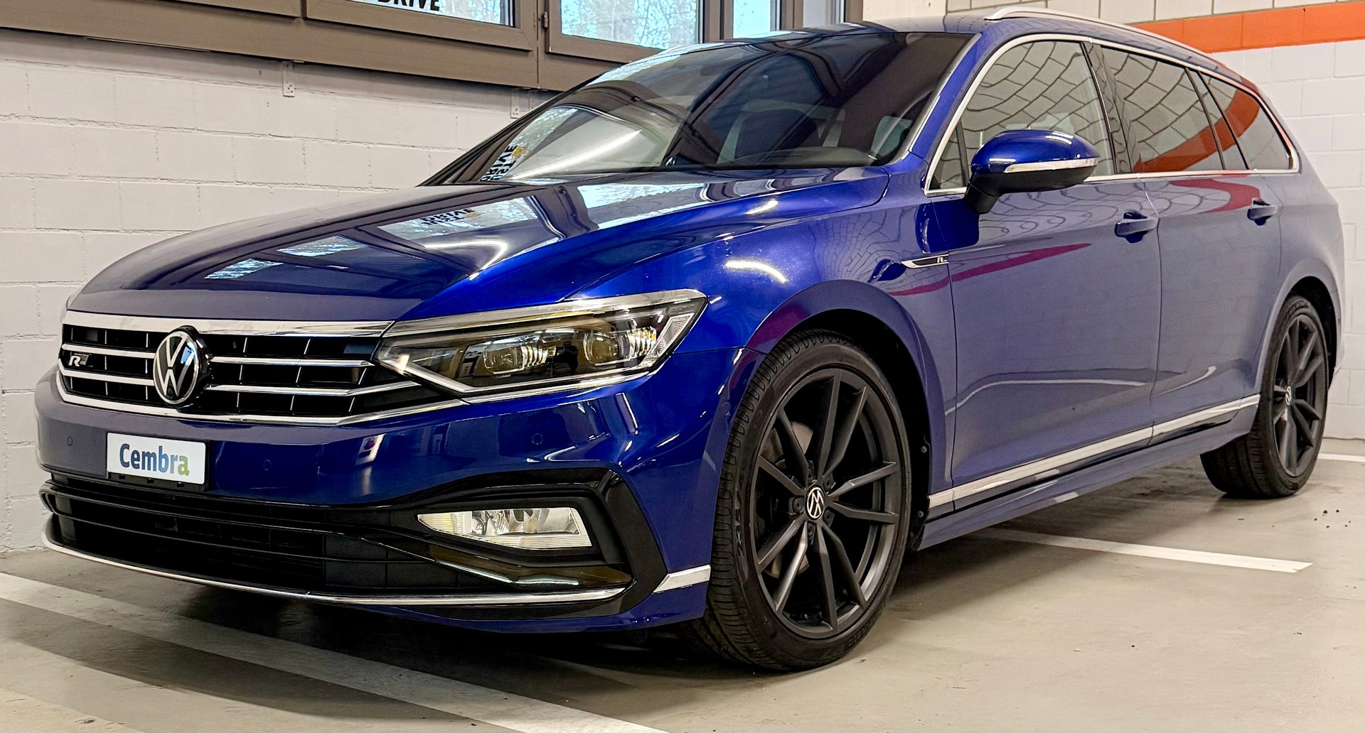 VW Passat 2.0 TDI BMT Elegance DSG-image-3
