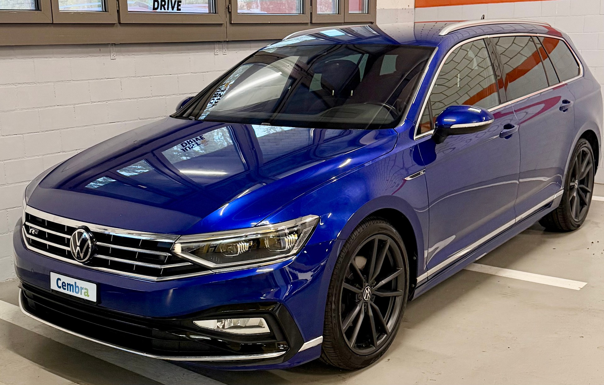 VW Passat 2.0 TDI BMT Elegance DSG-image-2