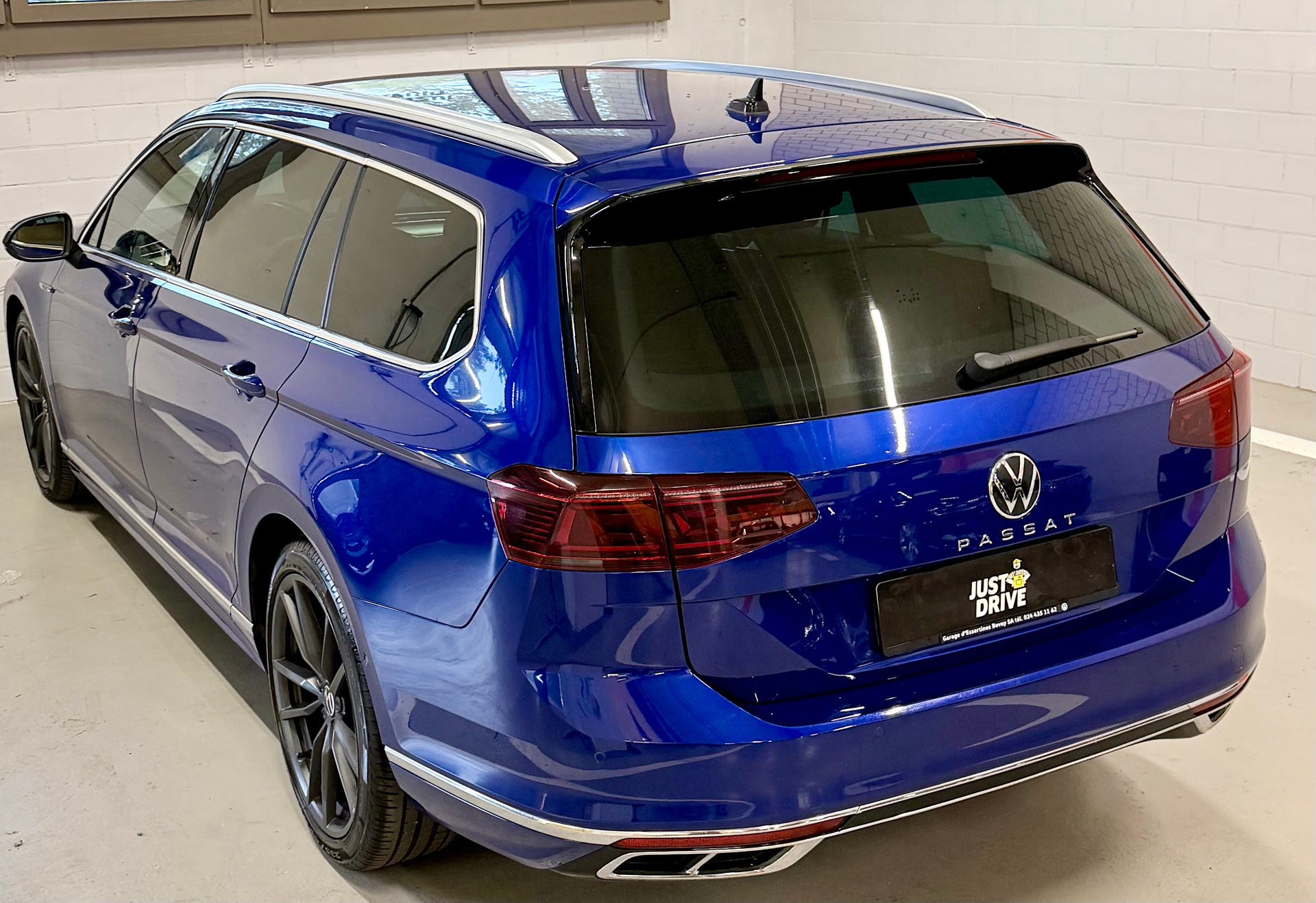VW Passat 2.0 TDI BMT Elegance DSG-image-5