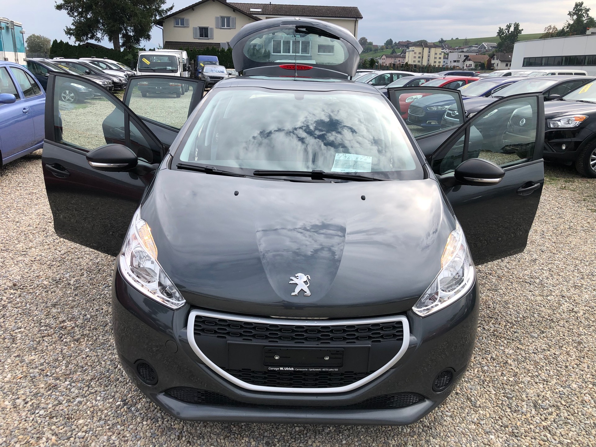 PEUGEOT 208 1.2 VTI Active-image-13