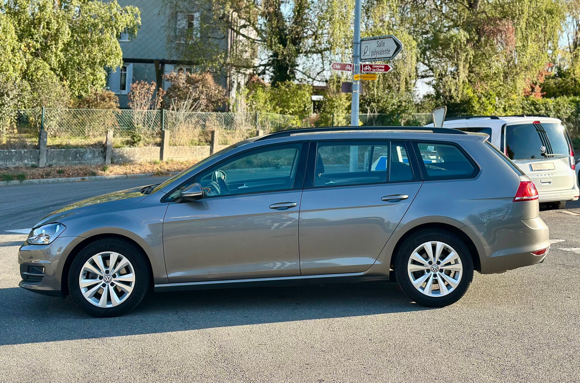 VW Golf Variant 1.4 TSI Value DSG-image-5