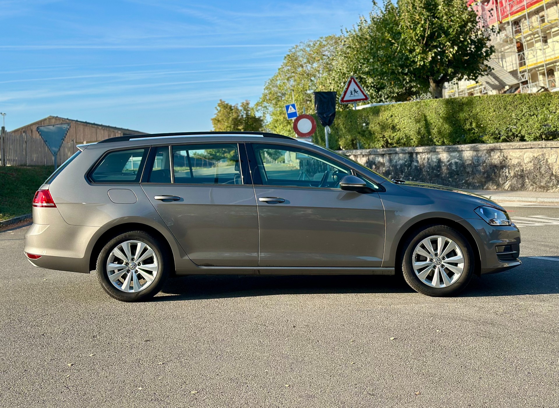 VW Golf Variant 1.4 TSI Value DSG-image-6