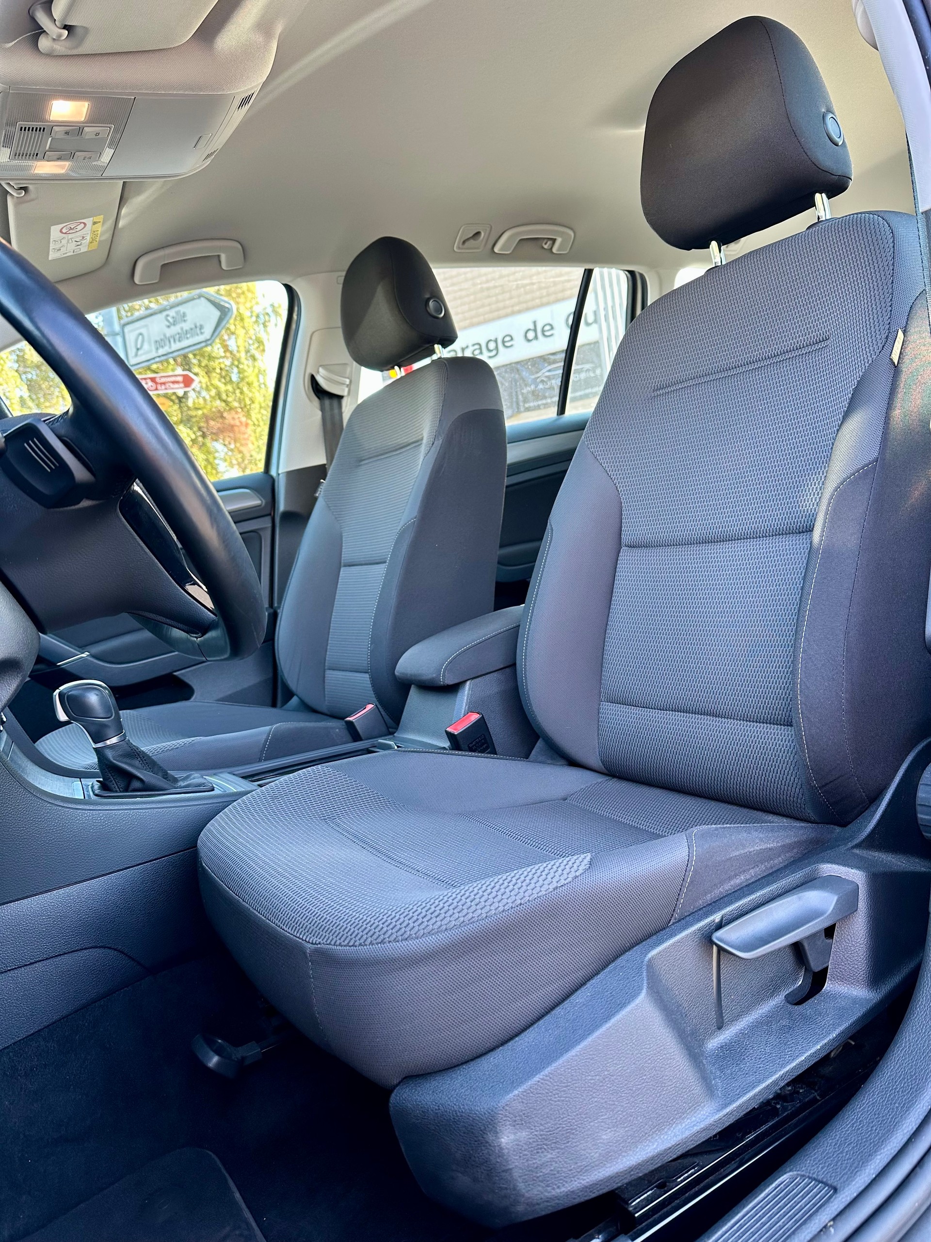 VW Golf Variant 1.4 TSI Value DSG-image-12