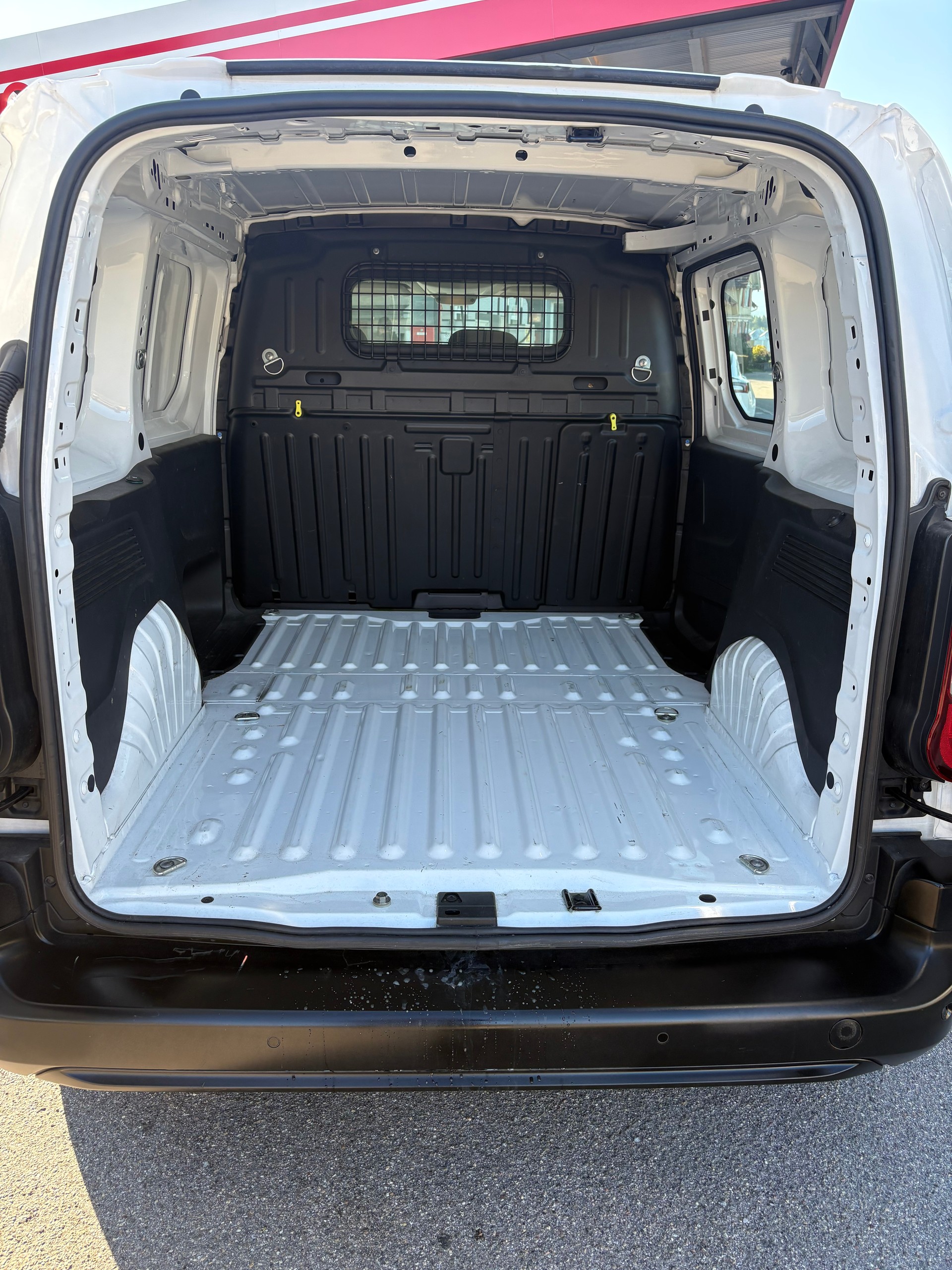 CITROEN Berlingo 1.6 Blue HDi-image-8