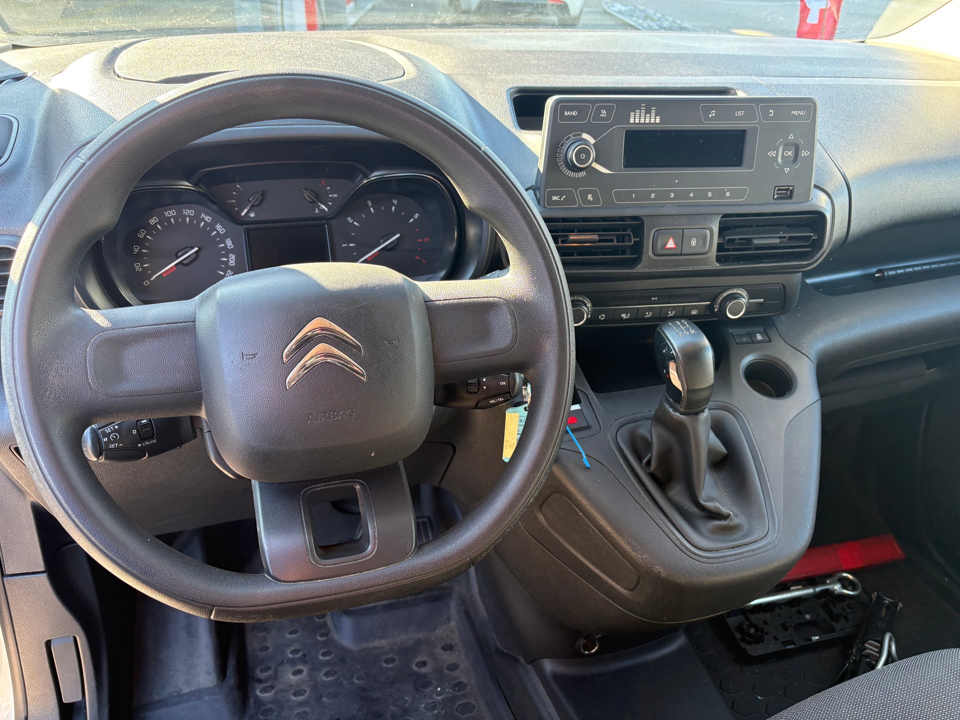 CITROEN Berlingo 1.6 Blue HDi-image-6