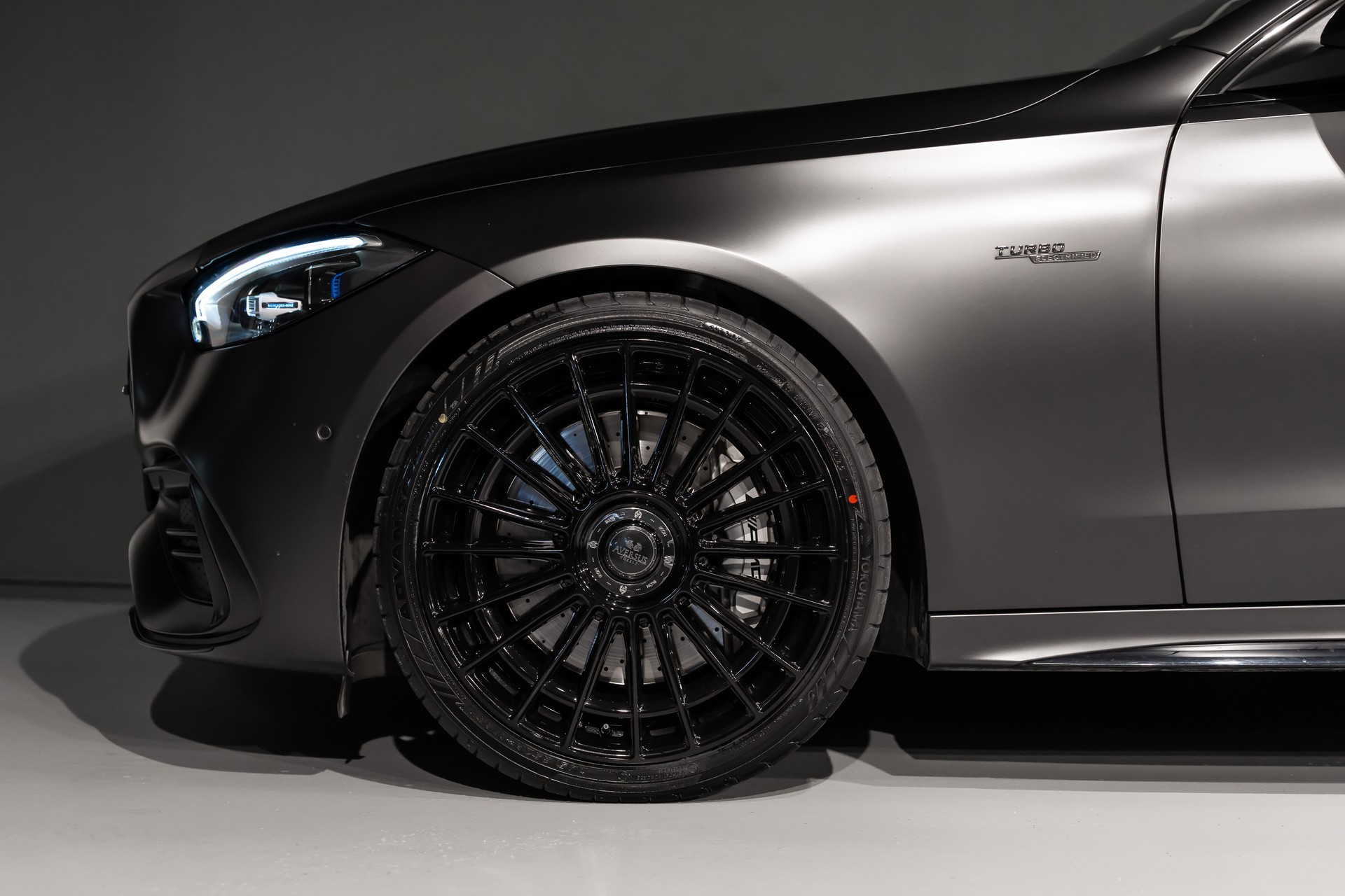 MERCEDES-BENZ C 43 AMG-image-5