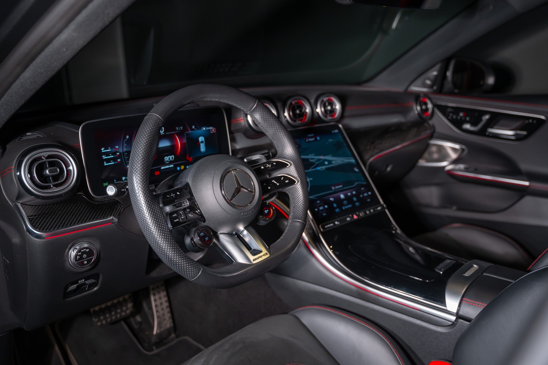 MERCEDES-BENZ C 43 AMG-image-10