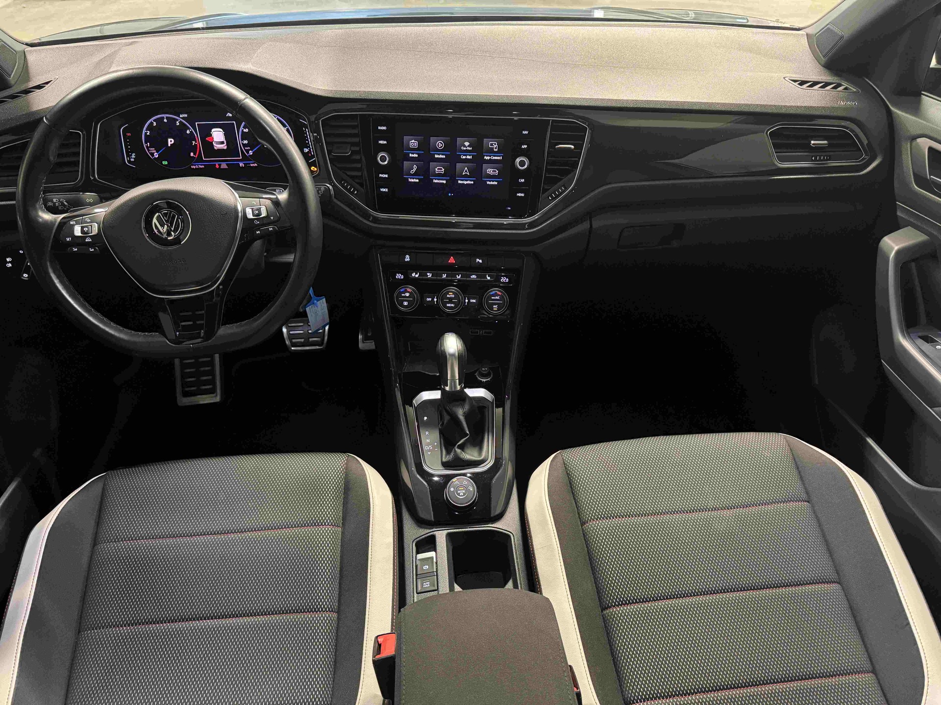 VW T-Roc 2.0 TSI Sport DSG 4Motion-image-8