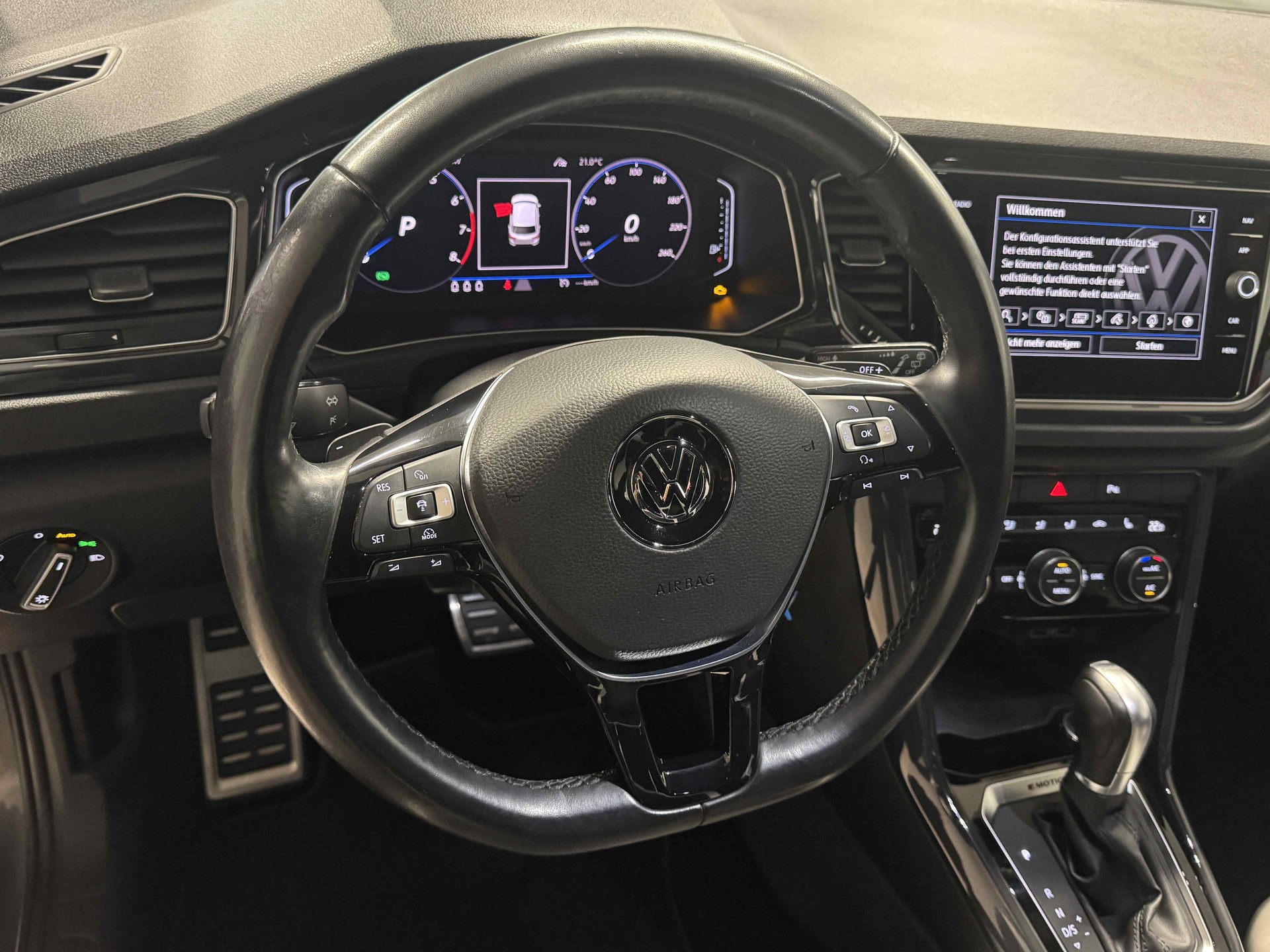 VW T-Roc 2.0 TSI Sport DSG 4Motion-image-7