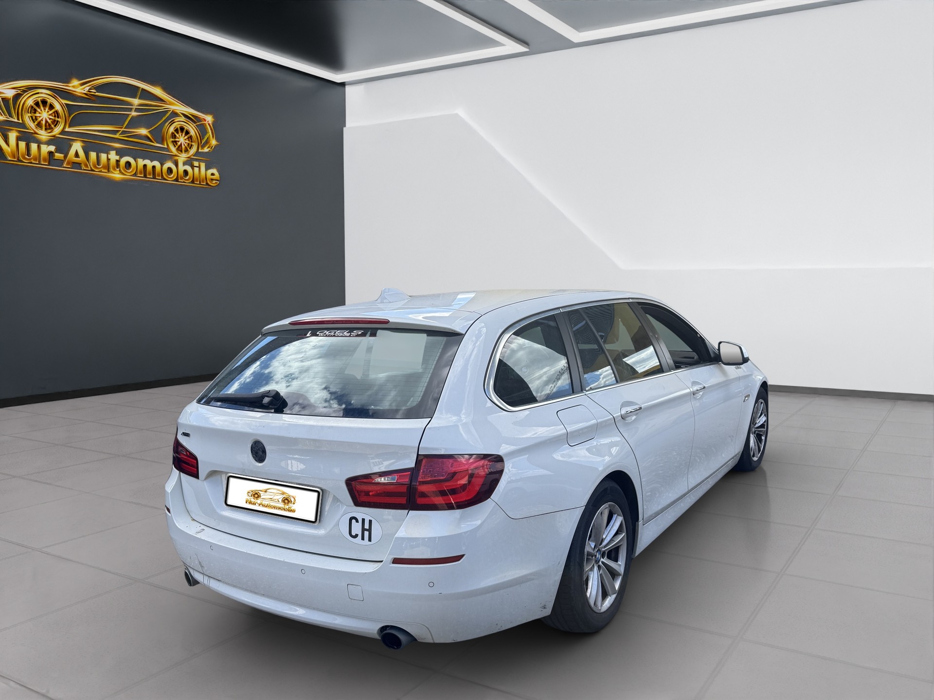 BMW 535d xDrive Touring Steptronic-image-4