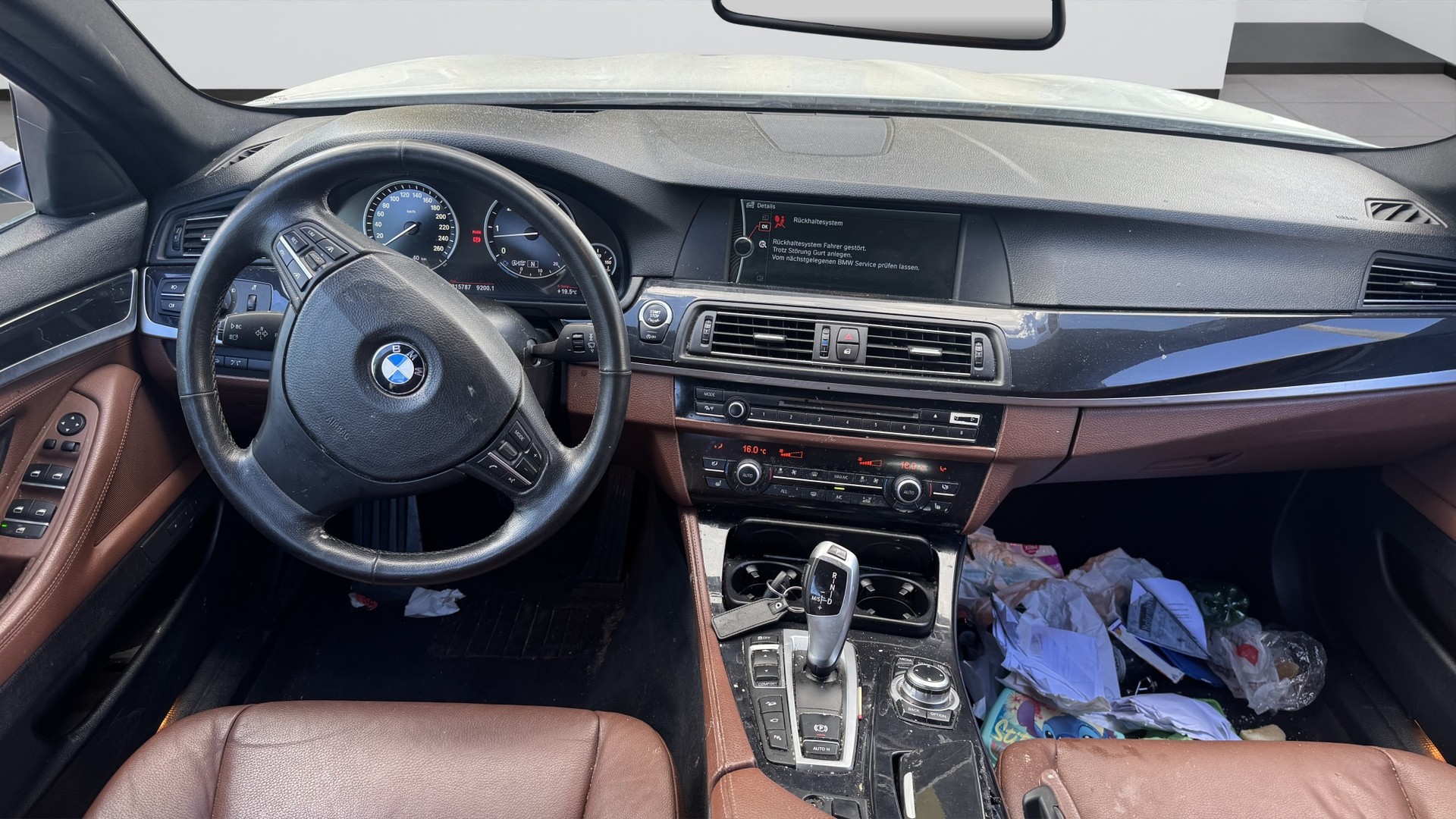 BMW 535d xDrive Touring Steptronic-image-12