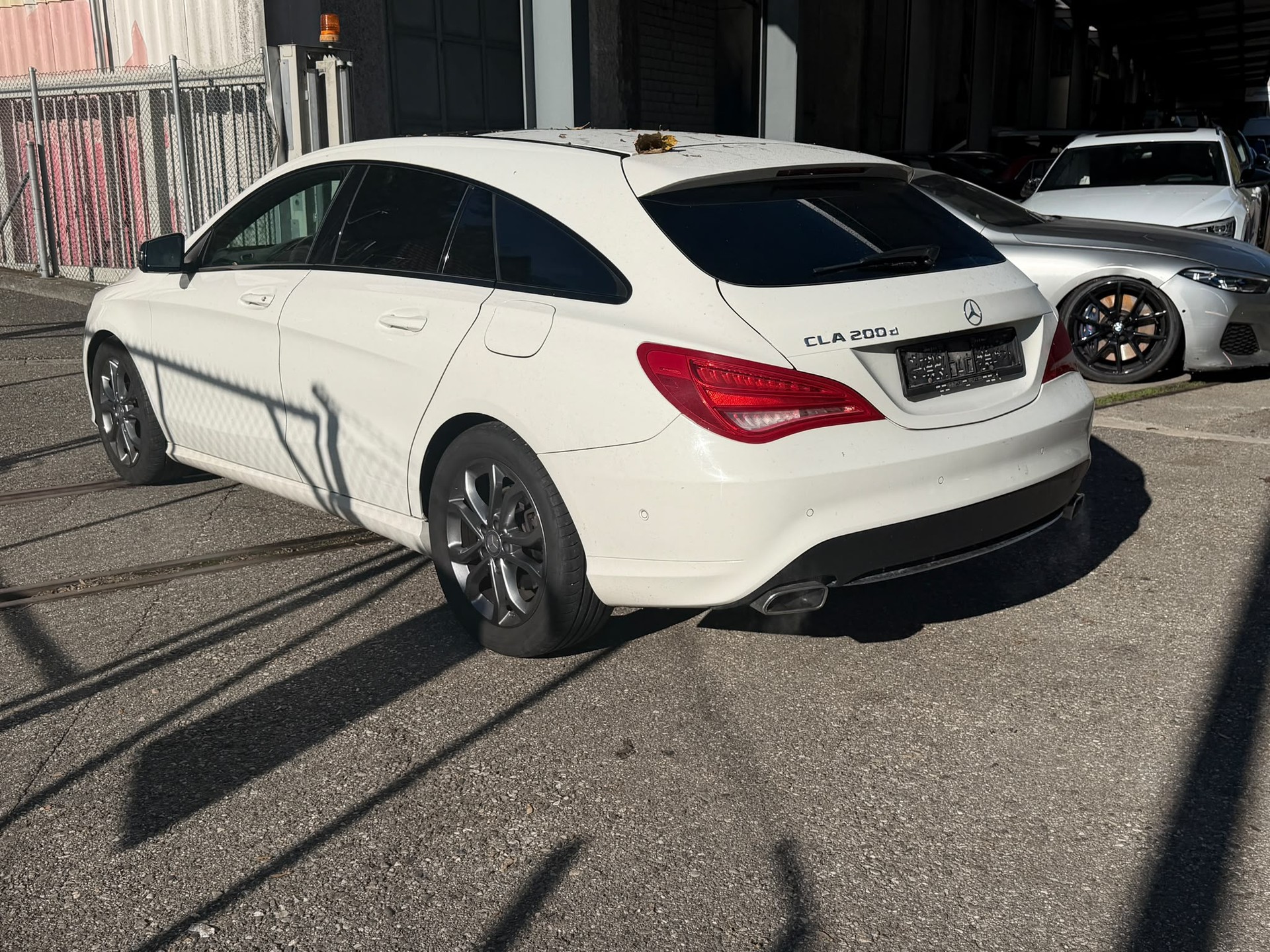MERCEDES-BENZ CLA Shooting Brake 200 d 7G-DCT-image-4