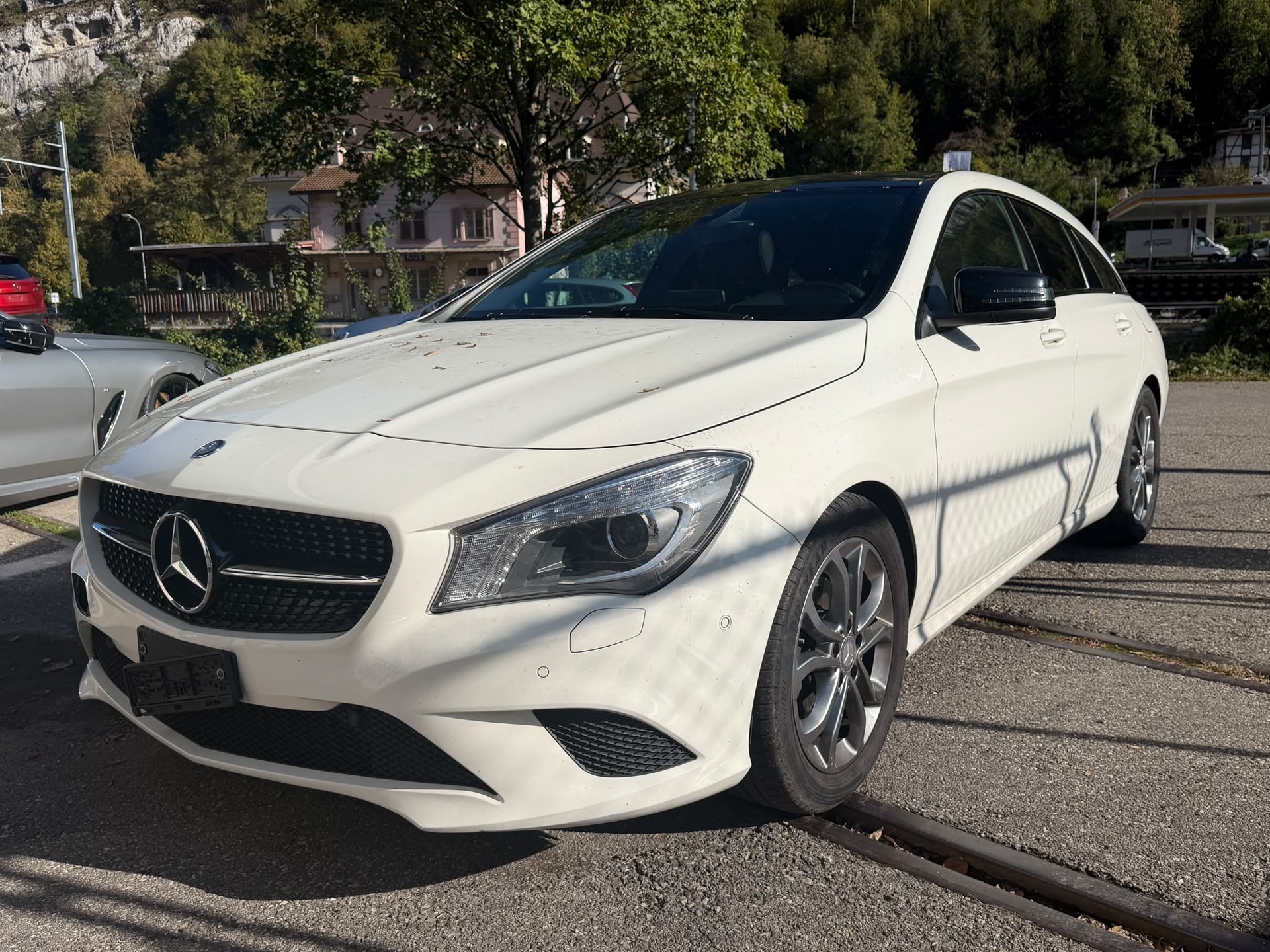 MERCEDES-BENZ CLA Shooting Brake 200 d 7G-DCT-image-0