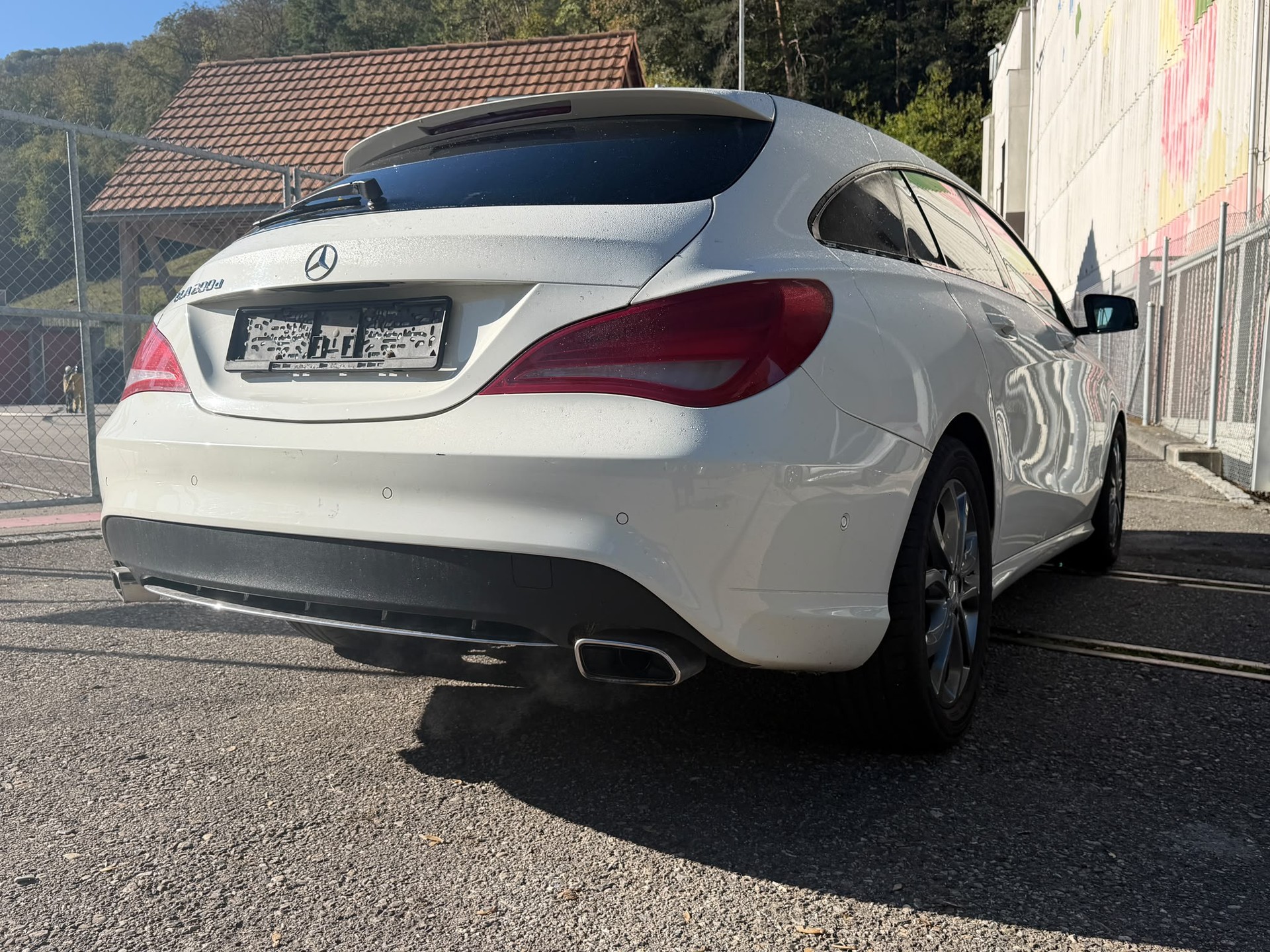 MERCEDES-BENZ CLA Shooting Brake 200 d 7G-DCT-image-2