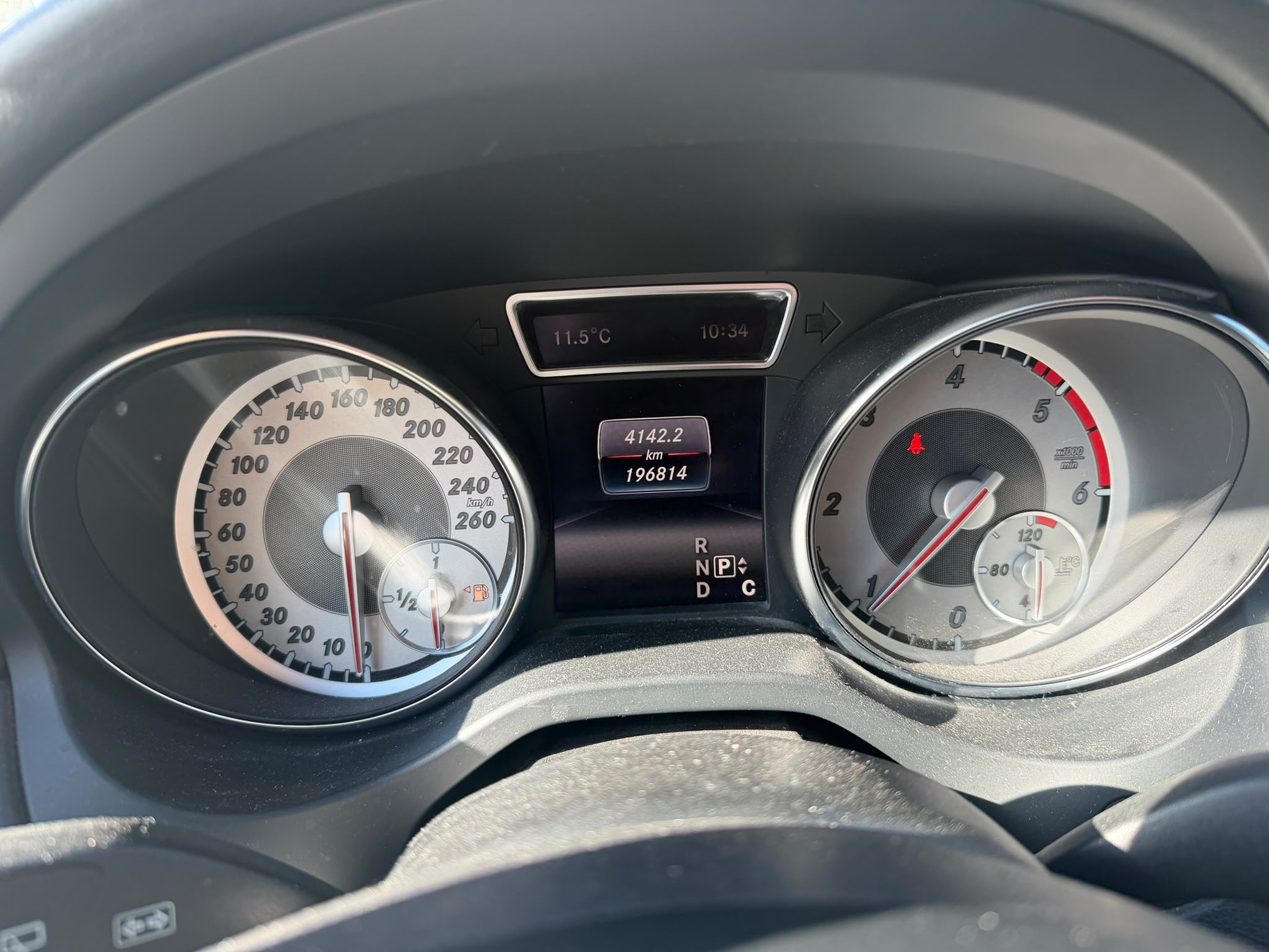 MERCEDES-BENZ CLA Shooting Brake 200 d 7G-DCT-image-7