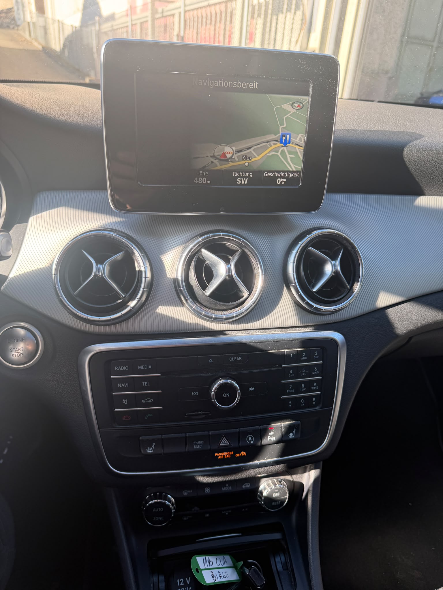 MERCEDES-BENZ CLA Shooting Brake 200 d 7G-DCT-image-6
