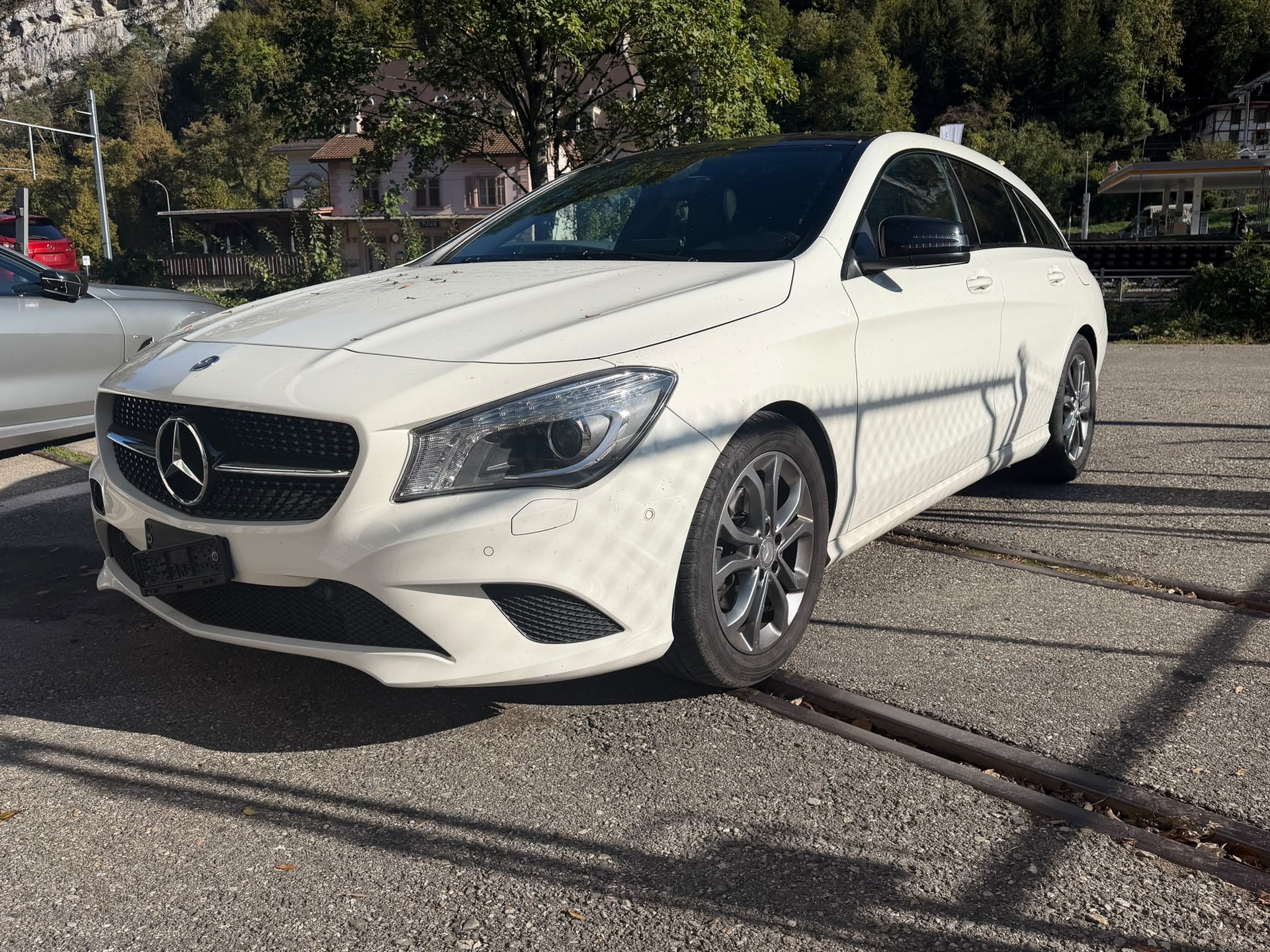 MERCEDES-BENZ CLA Shooting Brake 200 d 7G-DCT-image-3