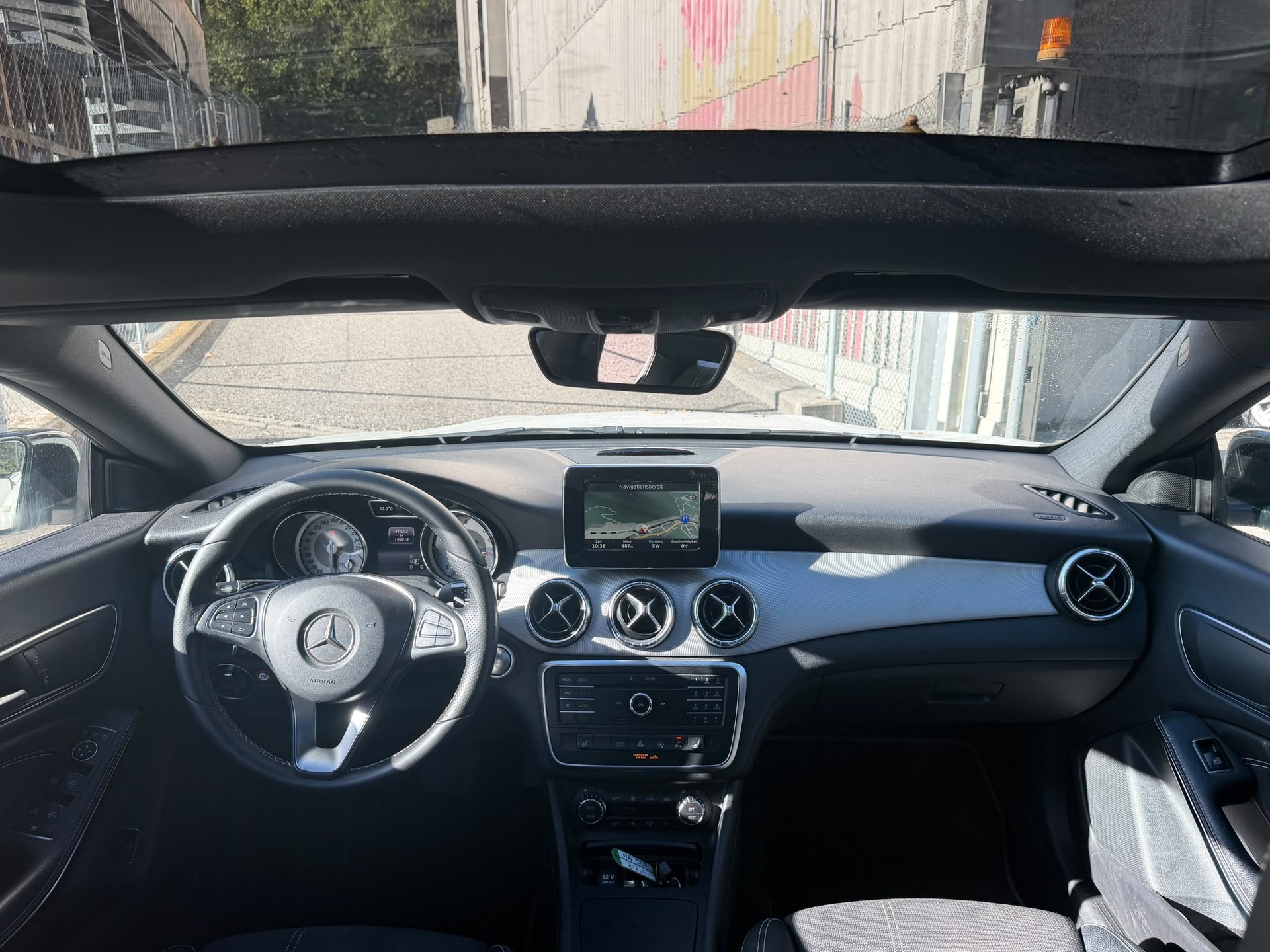 MERCEDES-BENZ CLA Shooting Brake 200 d 7G-DCT-image-8