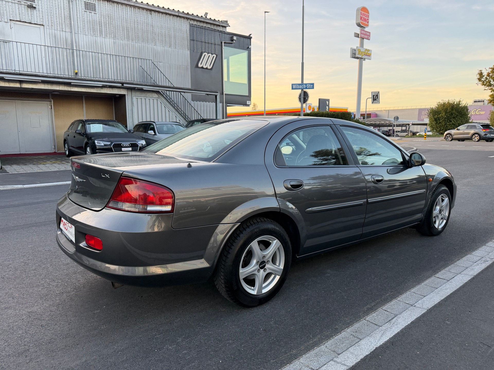 CHRYSLER Sebring 2.7 V6 Limited (LX)-image-4